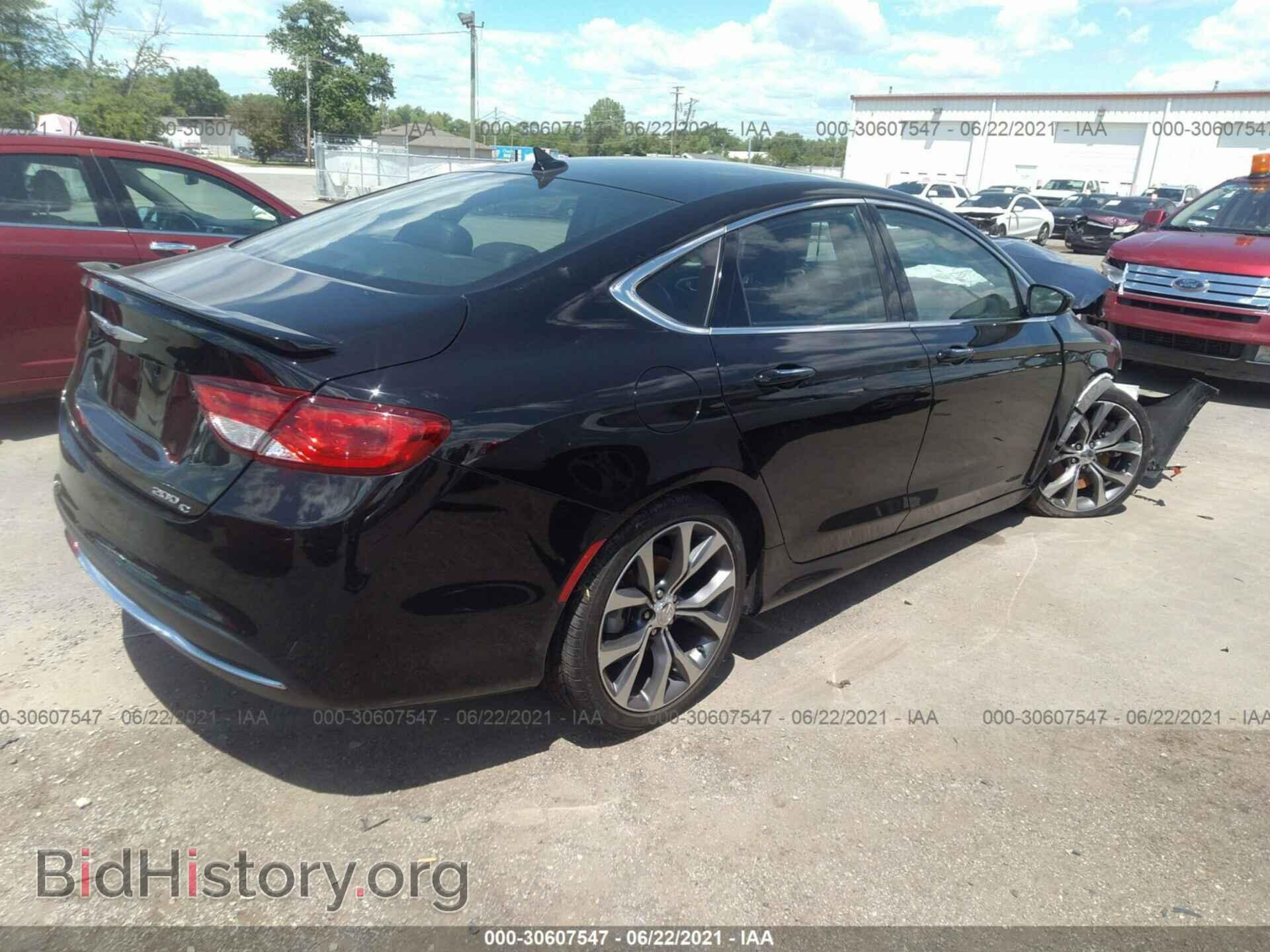 2015 CHRYSLER 200 - VIN: 1C3CCCCBXFN501237 - Photo 4