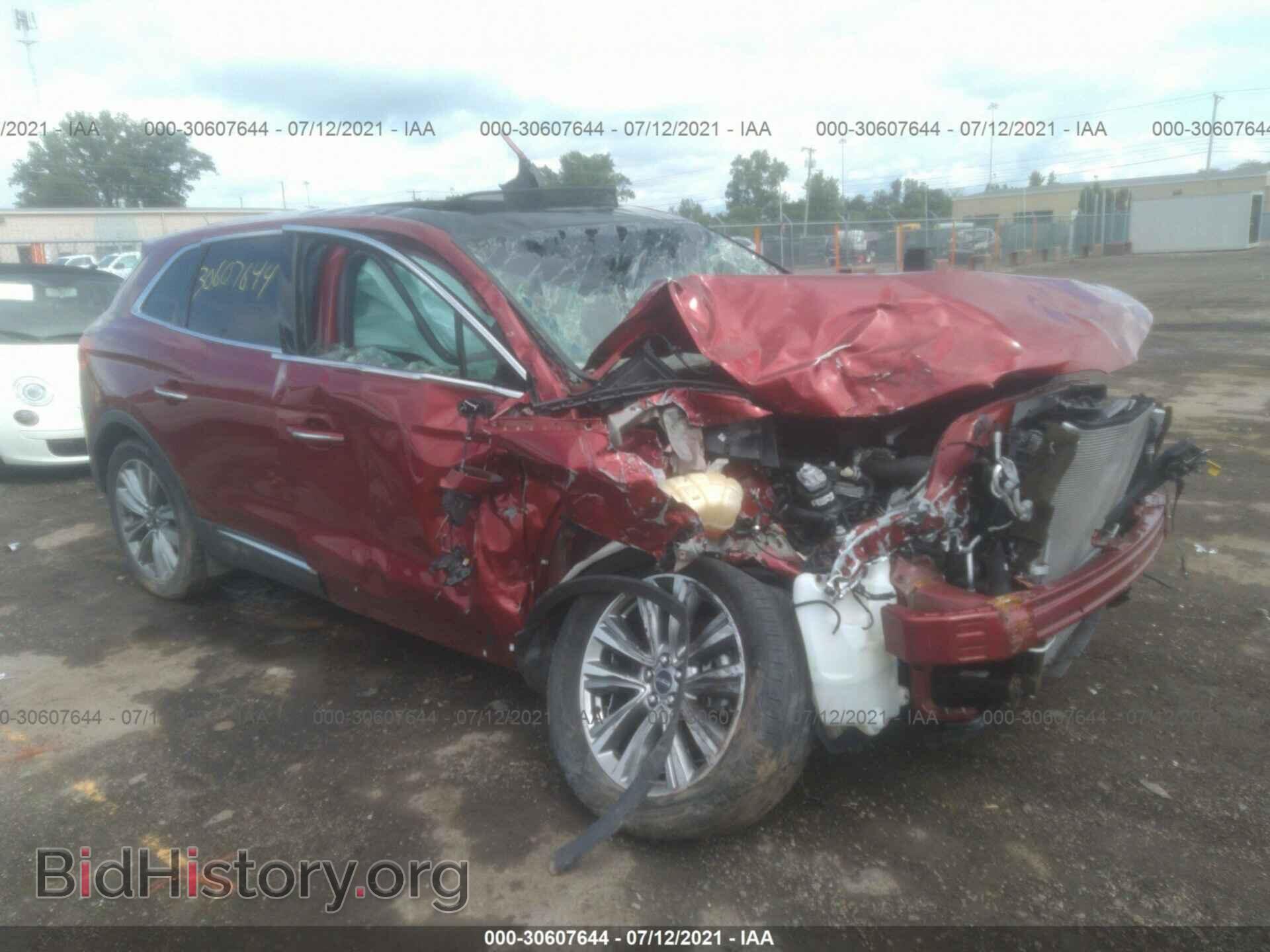 Фотография 2LMPJ8LP9HBL24397 - LINCOLN MKX 2017