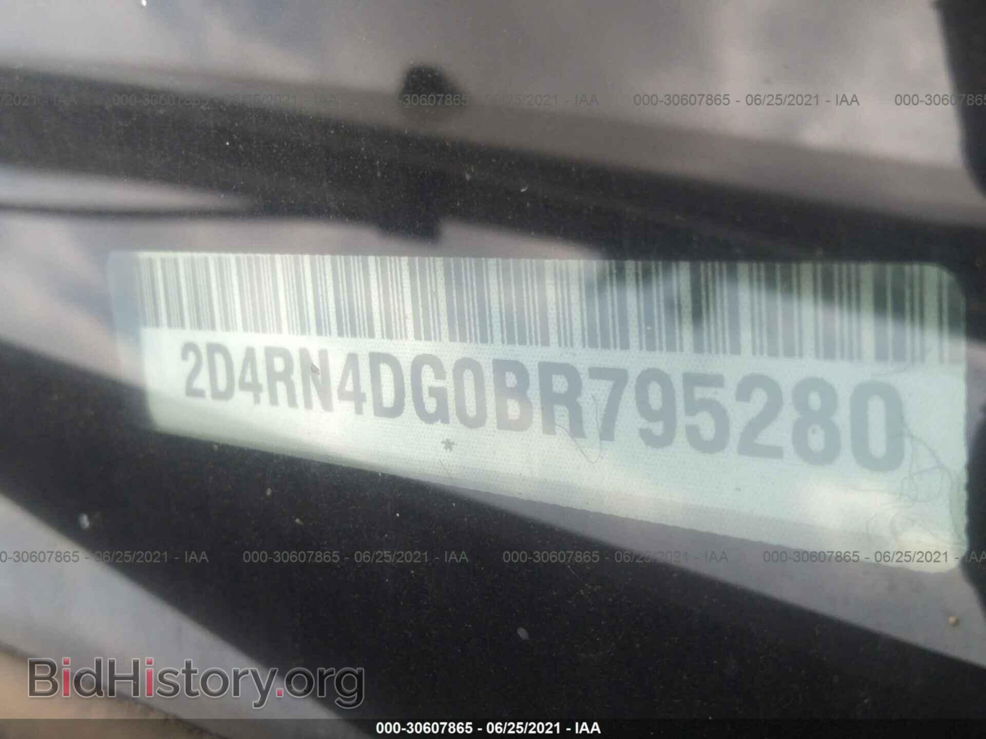 2011 DODGE GRAND CARAVAN - VIN: 2D4RN4DG0BR795280 - Фото 9