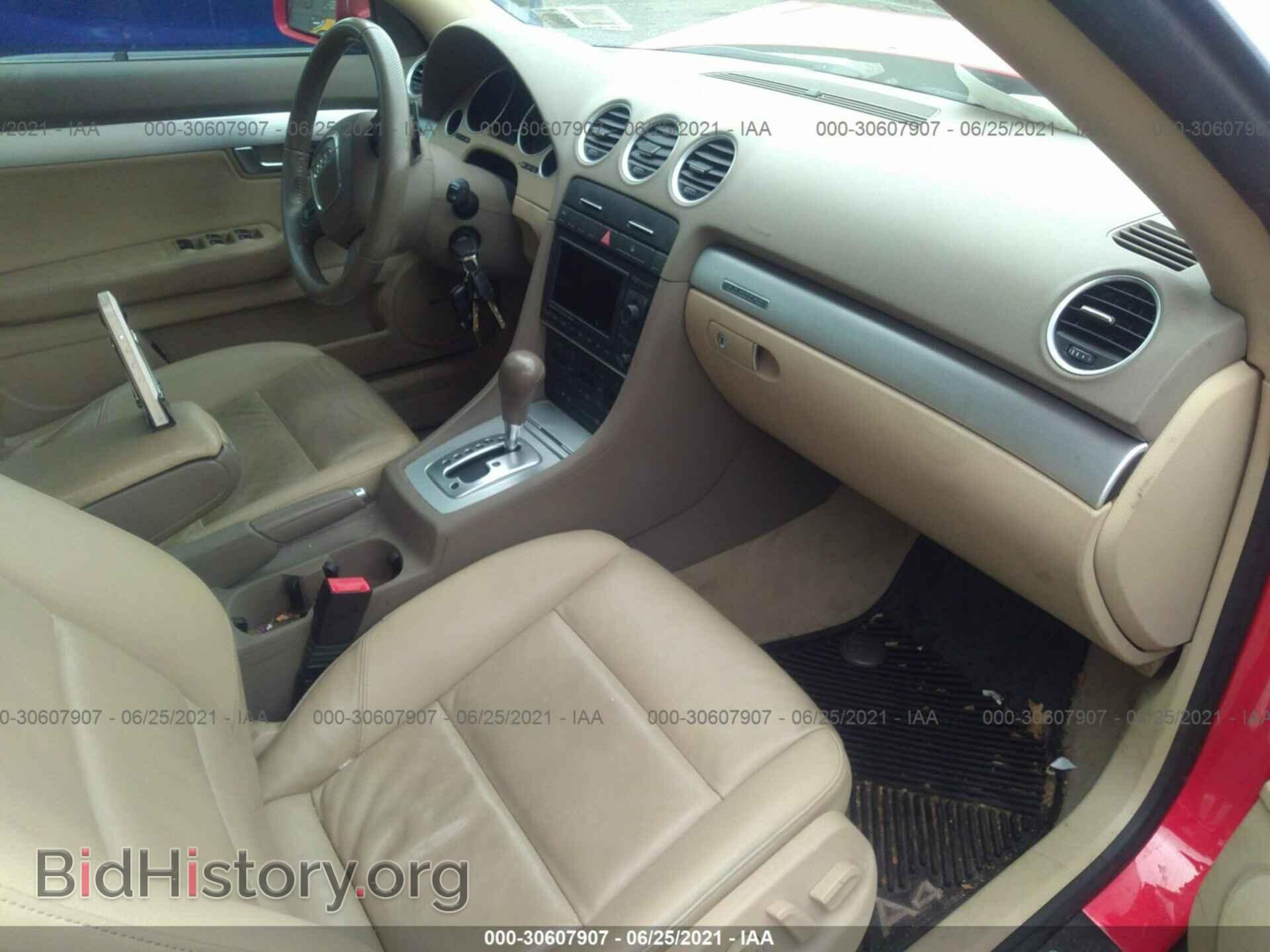 2009 AUDI A4 - VIN: WAUDF48HX9K011281 - Фото 5
