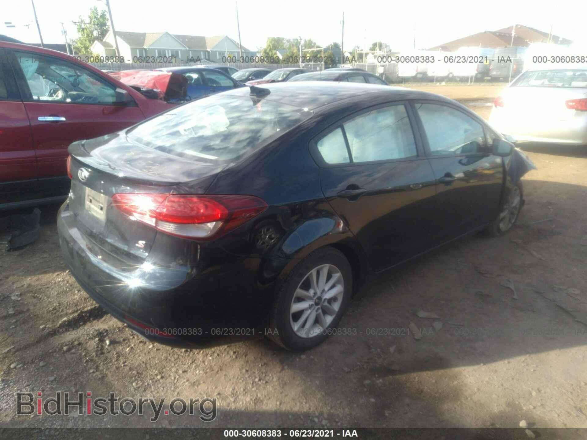 2017 KIA FORTE - VIN: 3KPFL4A7XHE117821 - Фото 4
