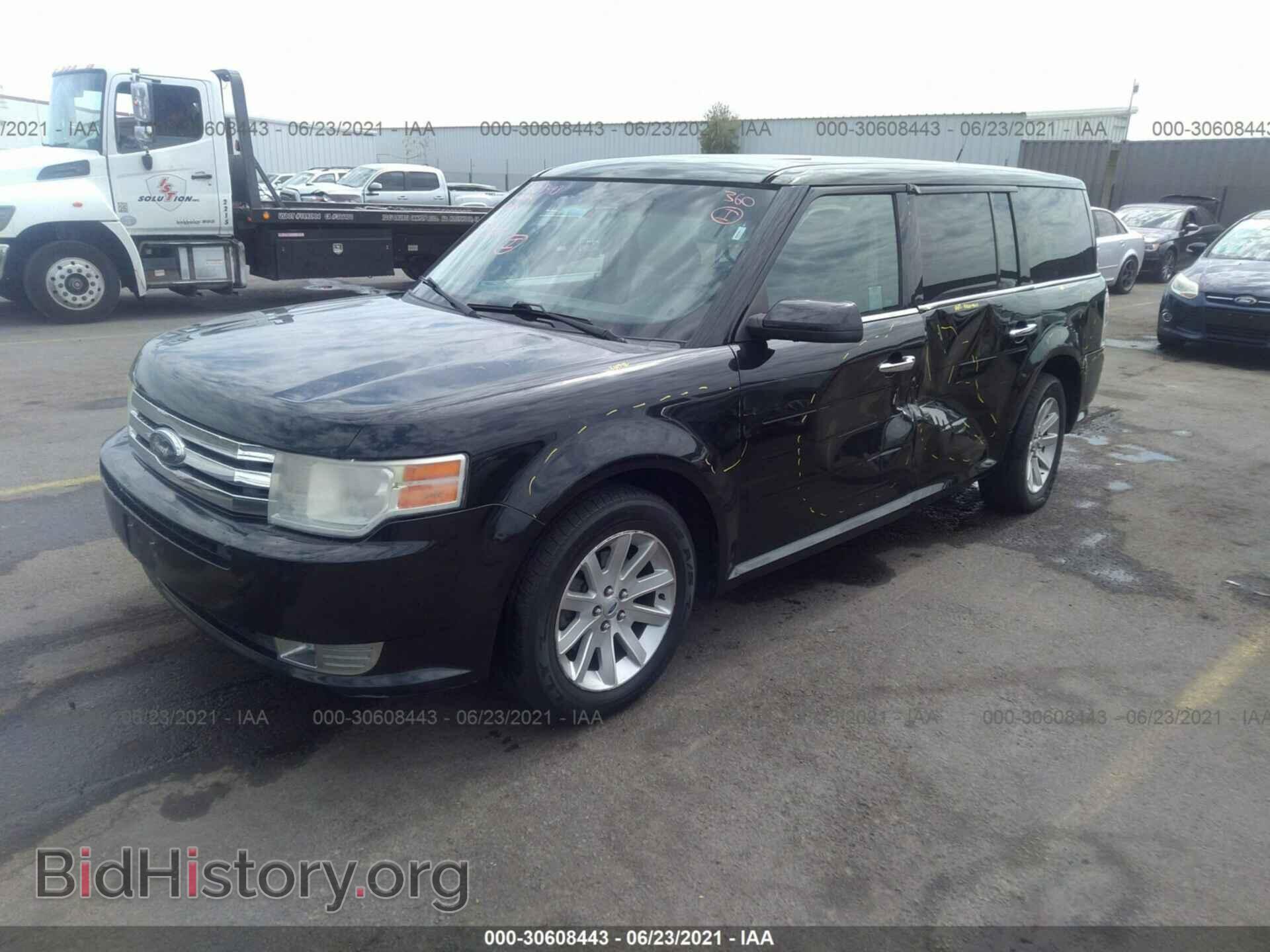 2010 FORD FLEX - VIN: 2FMGK5CC0ABB00025 - Photo 2