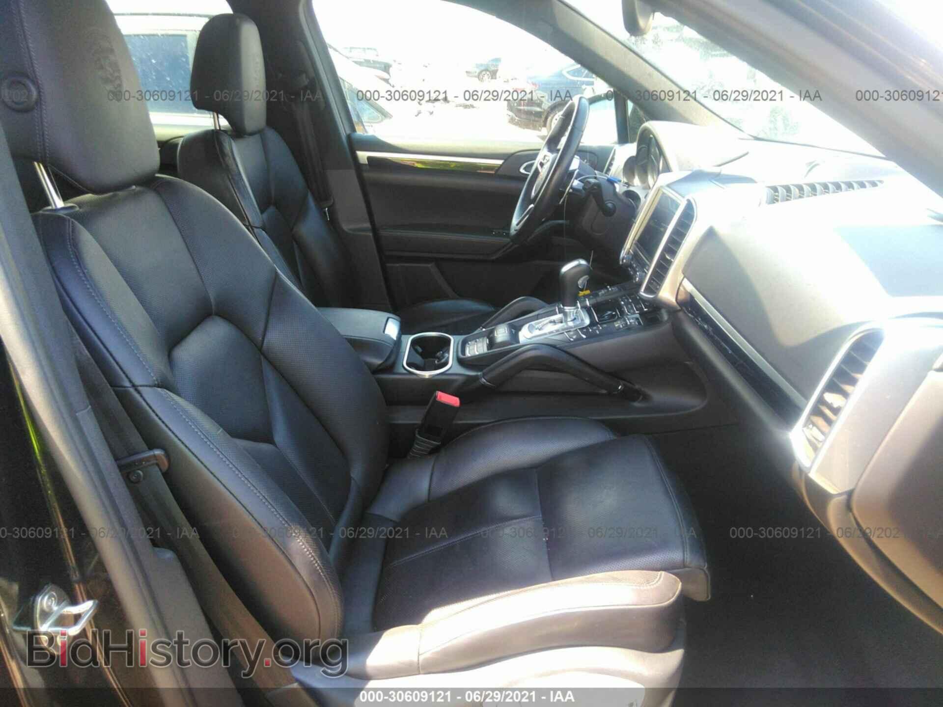 2017 PORSCHE CAYENNE - VIN: WP1AE2A29HLA75158 - Фото 5