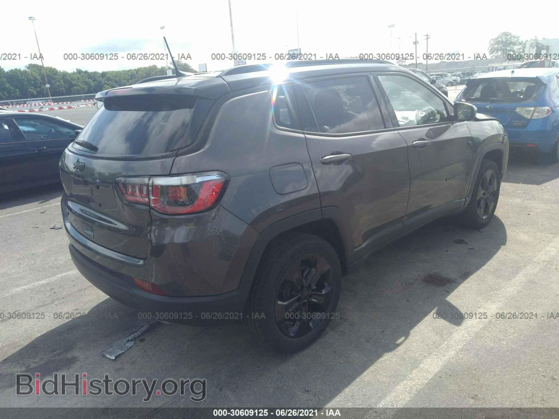 2018 JEEP COMPASS - VIN: 3C4NJDBB7JT395498 - Фото 4