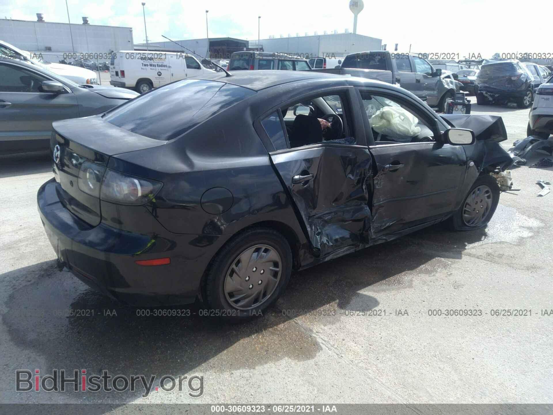 2008 MAZDA MAZDA3 - VIN: JM1BK12F481822557 - Фото 4