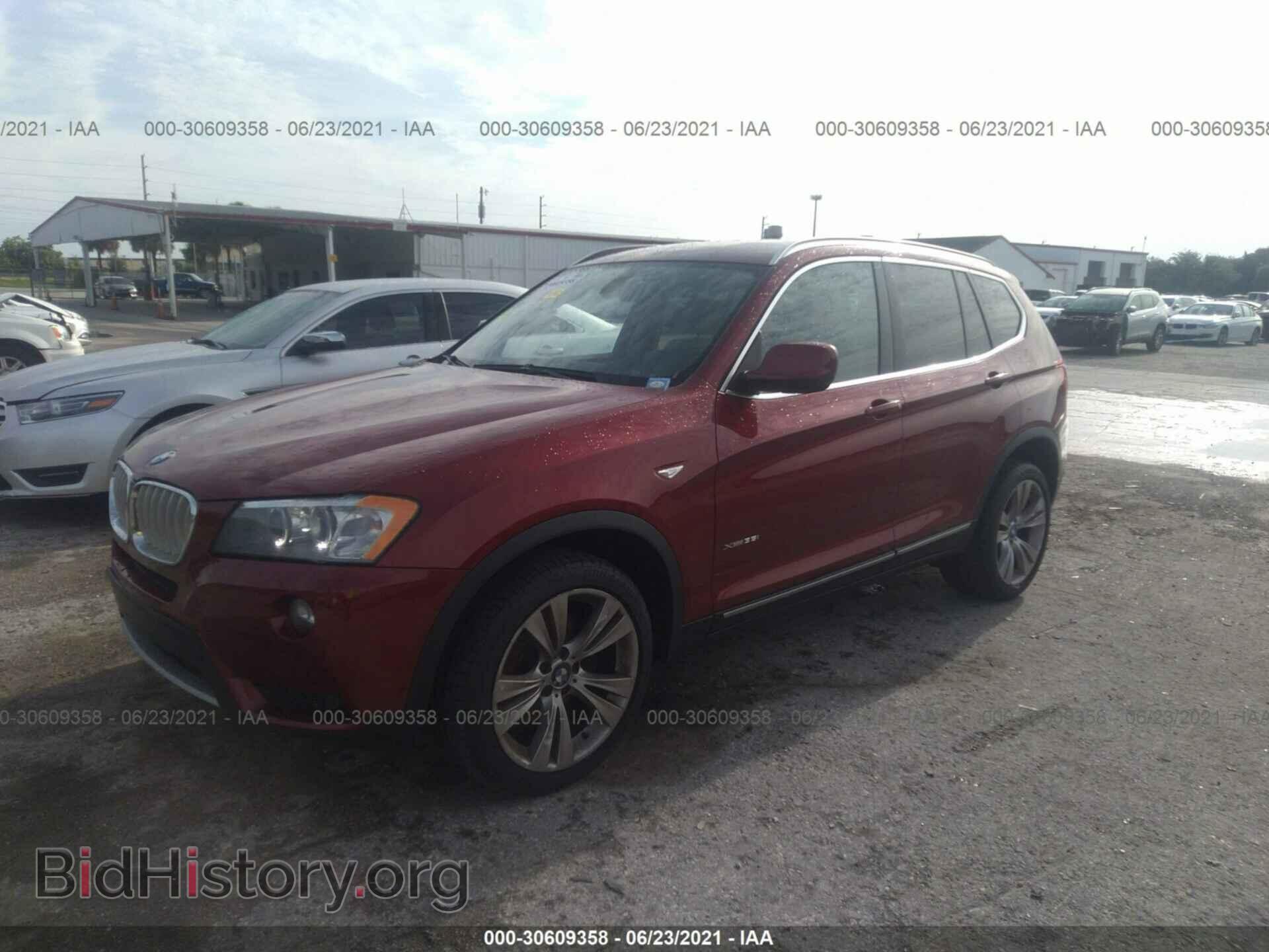 2011 BMW X3 - VIN: 5UXWX7C54BL731598 - Фото 2