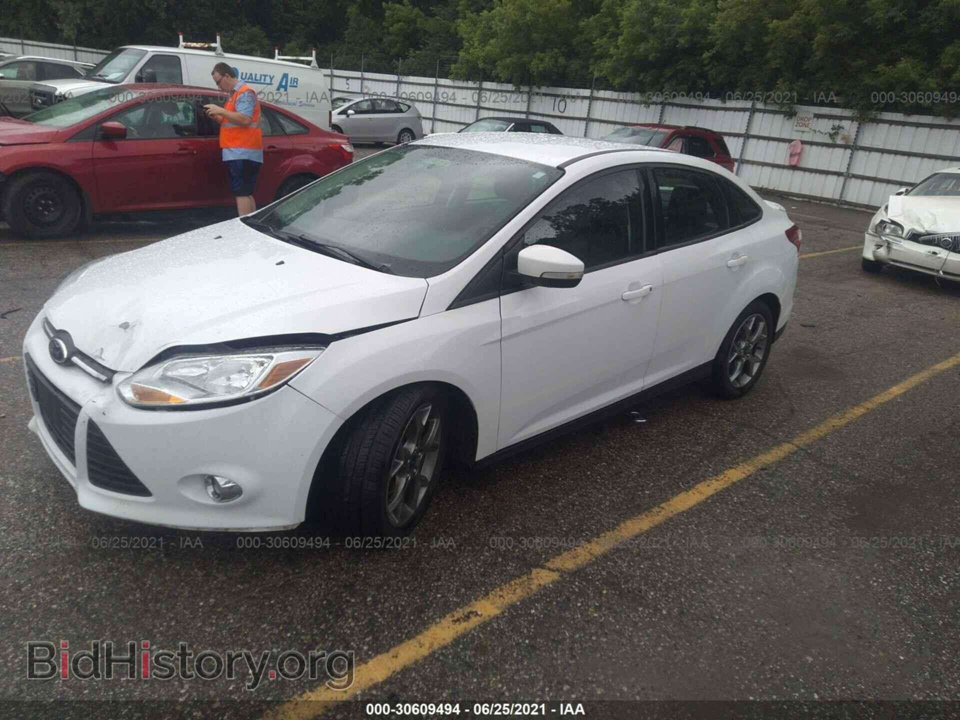 2014 FORD FOCUS - VIN: 1FADP3F21EL389380 - Фото 2