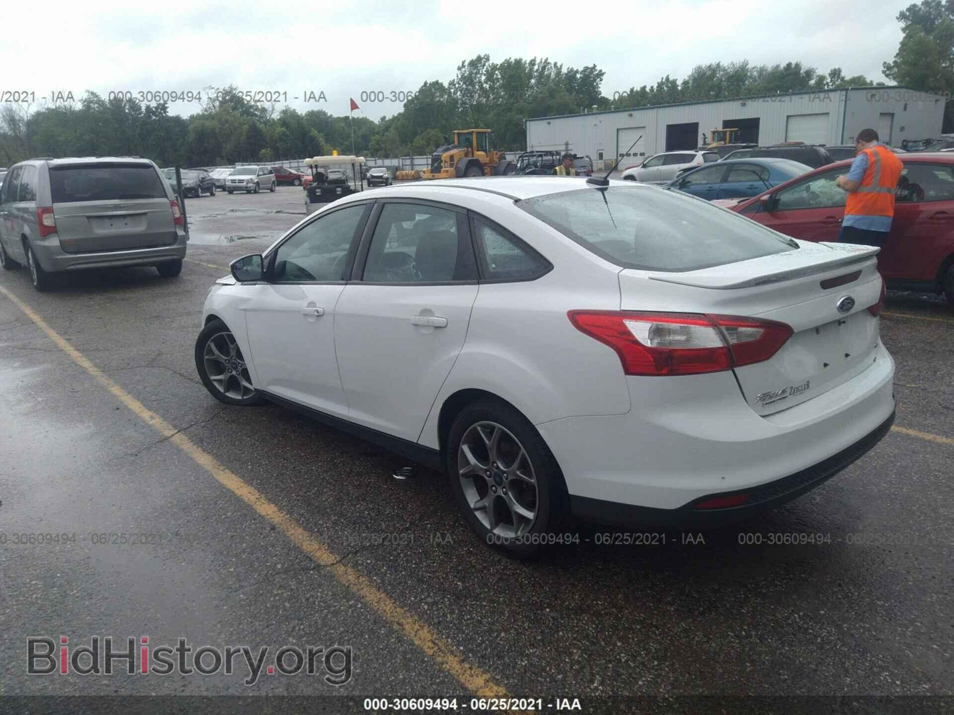 2014 FORD FOCUS - VIN: 1FADP3F21EL389380 - Фото 3