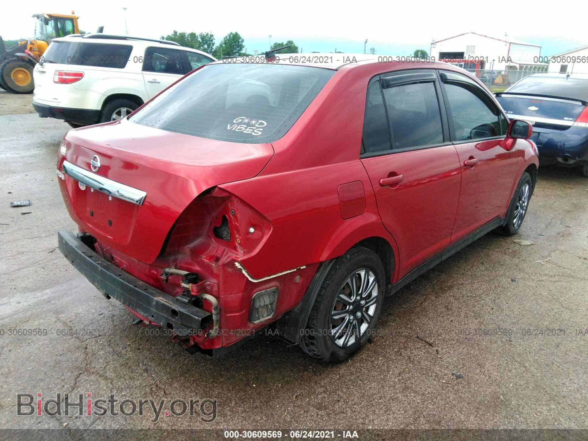 2011 NISSAN VERSA - VIN: 3N1BC1AP1BL438052 - Фото 4