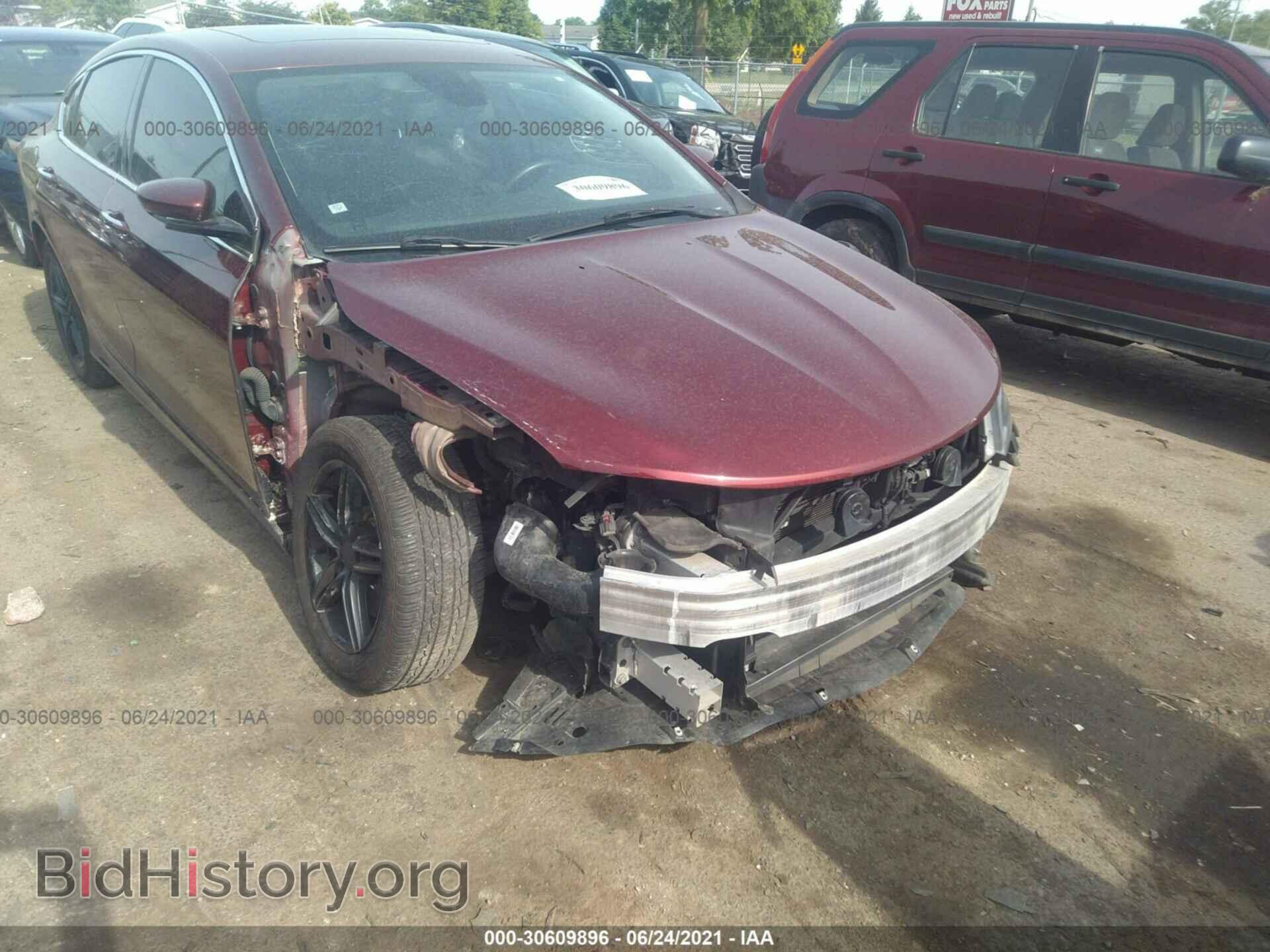 2015 CHRYSLER 200 - VIN: 1C3CCCCG3FN582075 - Фото 6