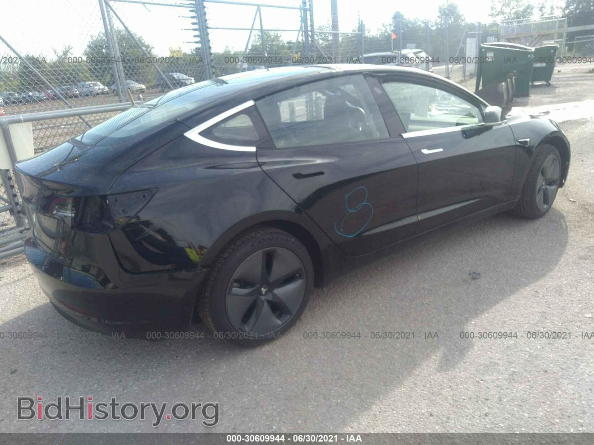 2018 TESLA MODEL 3 - VIN: 5YJ3E1EB8JF098227 - Фото 4