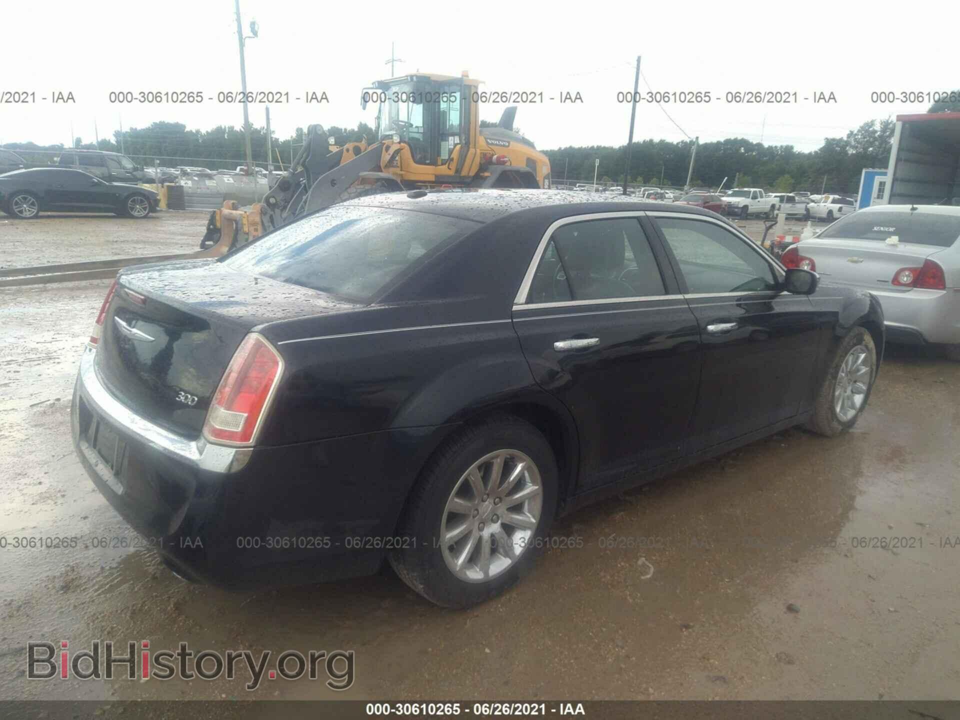 2012 CHRYSLER 300 - VIN: 2C3CCACG7CH223028 - Фото 4