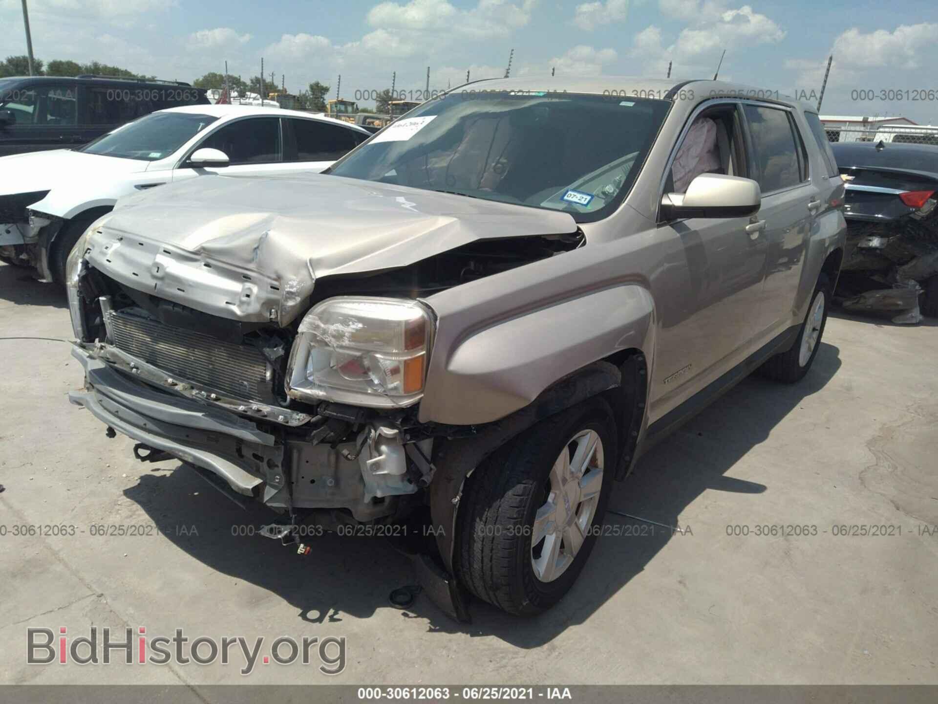 2011 GMC TERRAIN - VIN: 2CTALMEC5B6465216 - Фото 2