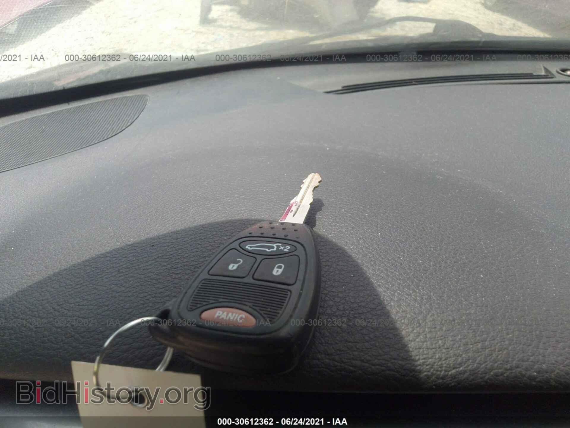 2011 CHRYSLER 200 - VIN: 1C3BC1FB4BN562184 - Фото 11