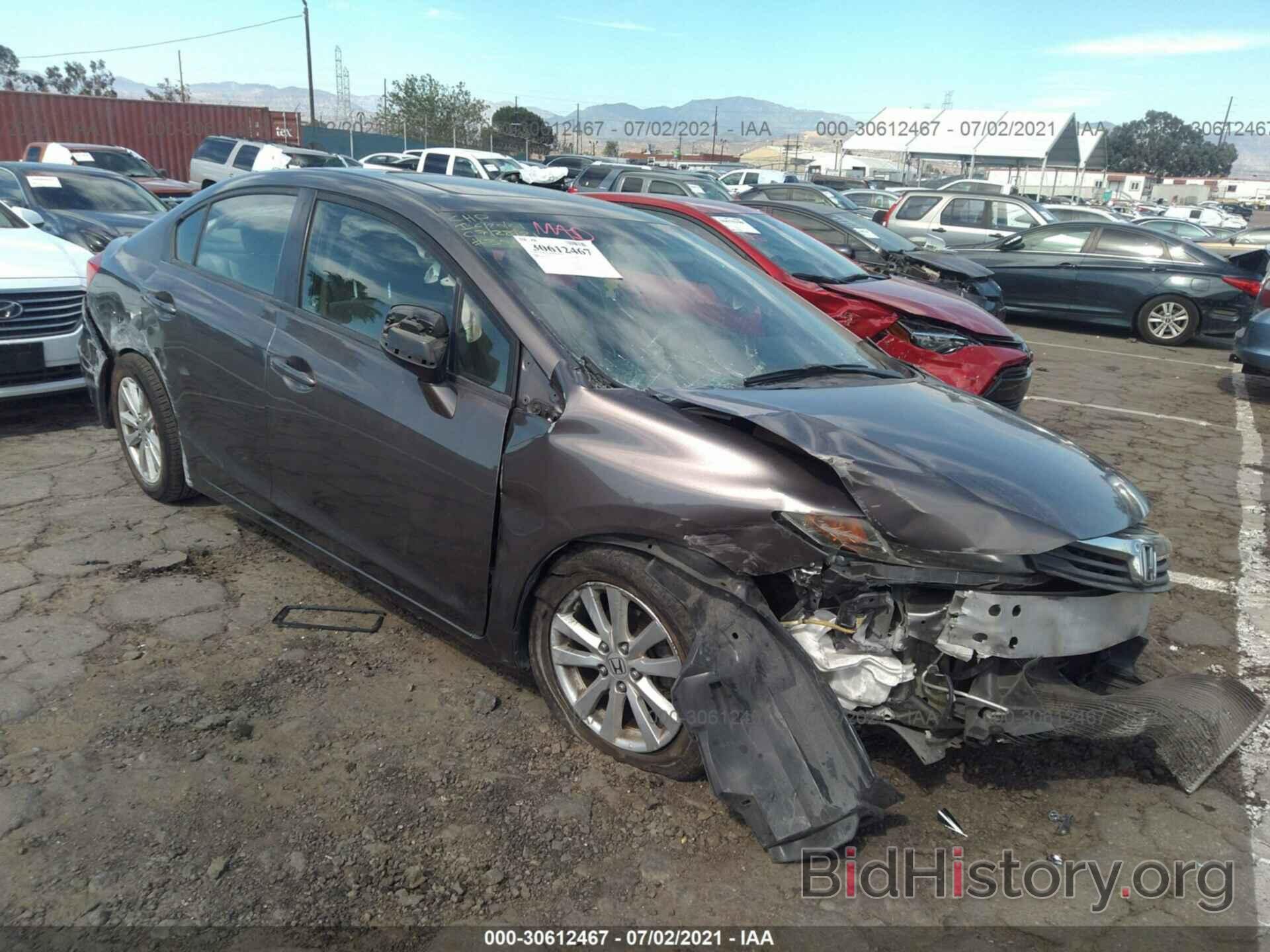 Photo 19XFB2F85CE323968 - HONDA CIVIC SDN 2012