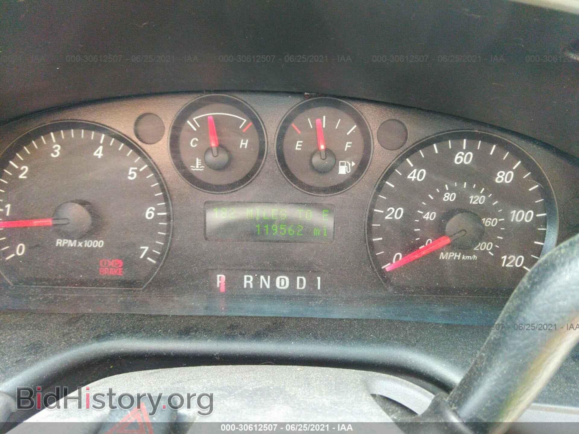 2007 FORD TAURUS - VIN: 1FAFP53U67A113897 - Фото 7