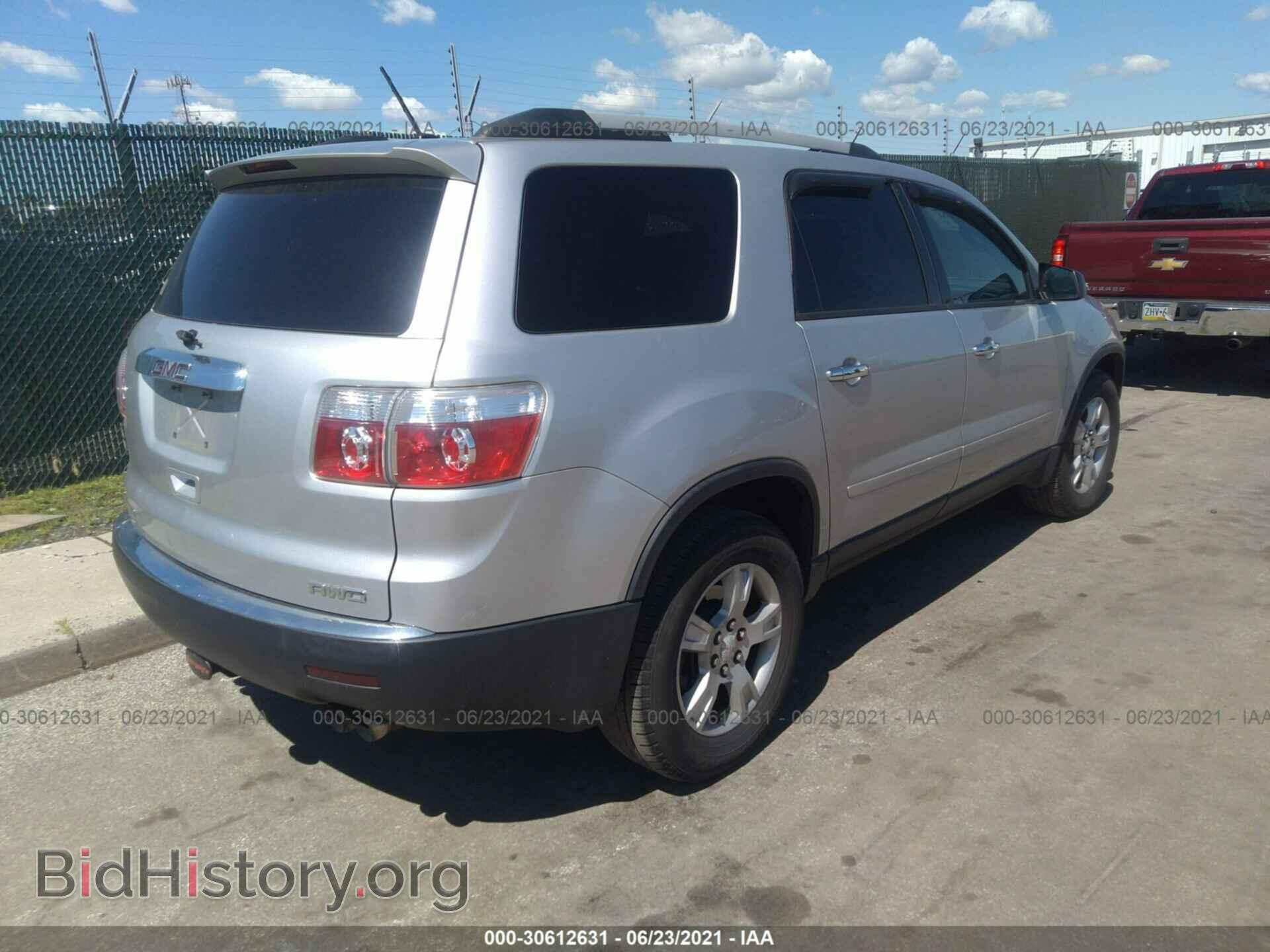 2011 GMC ACADIA - VIN: 1GKKVNEDXBJ394529 - Фото 4