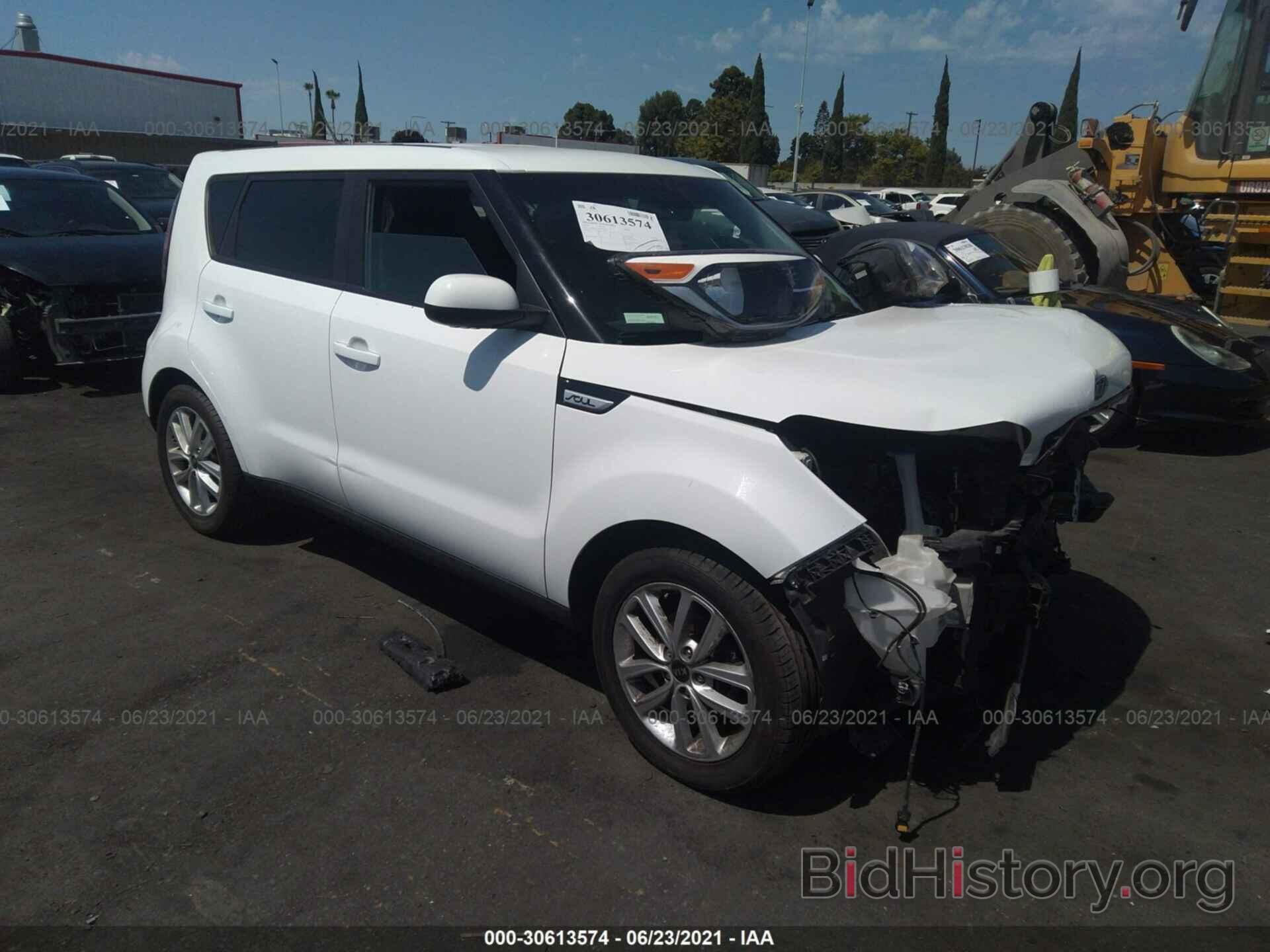 Photo KNDJP3A55J7513362 - KIA SOUL 2018