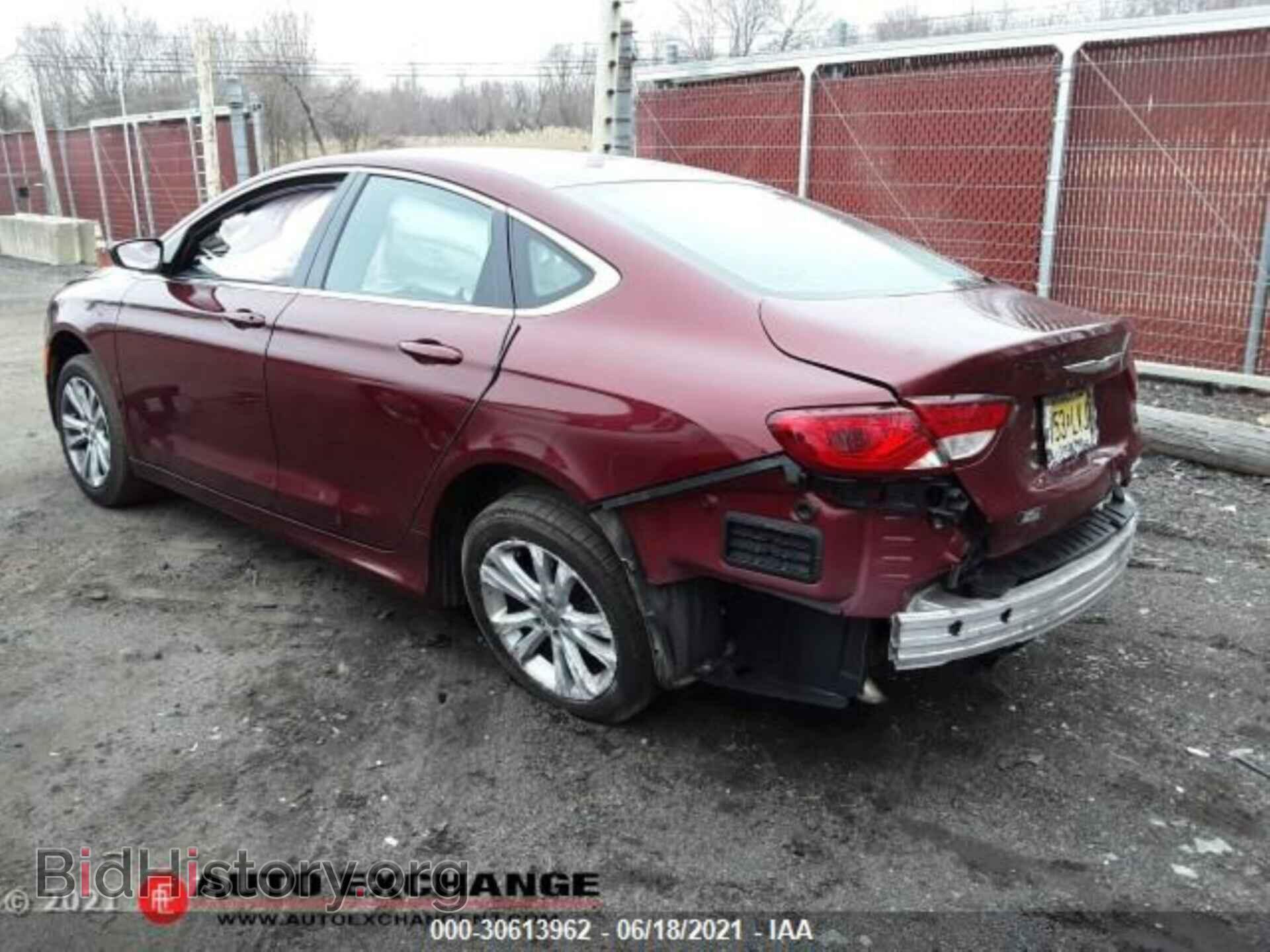 2016 CHRYSLER 200 - VIN: 1C3CCCAB9GN149546 - Фото 2