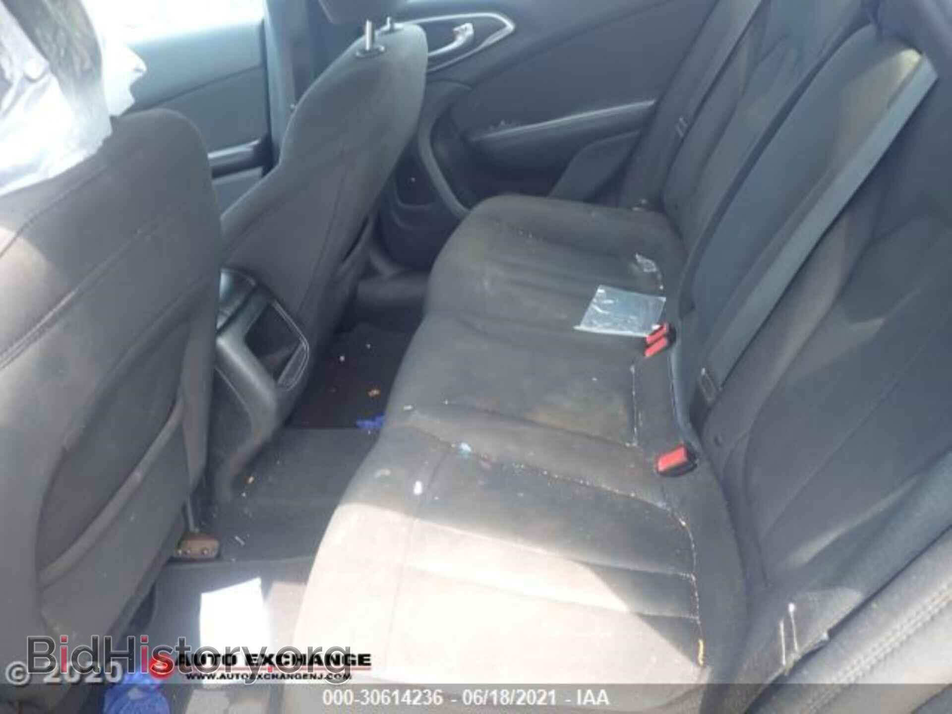 2015 CHRYSLER 200 - VIN: 1C3CCCAB3FN577241 - Photo 10