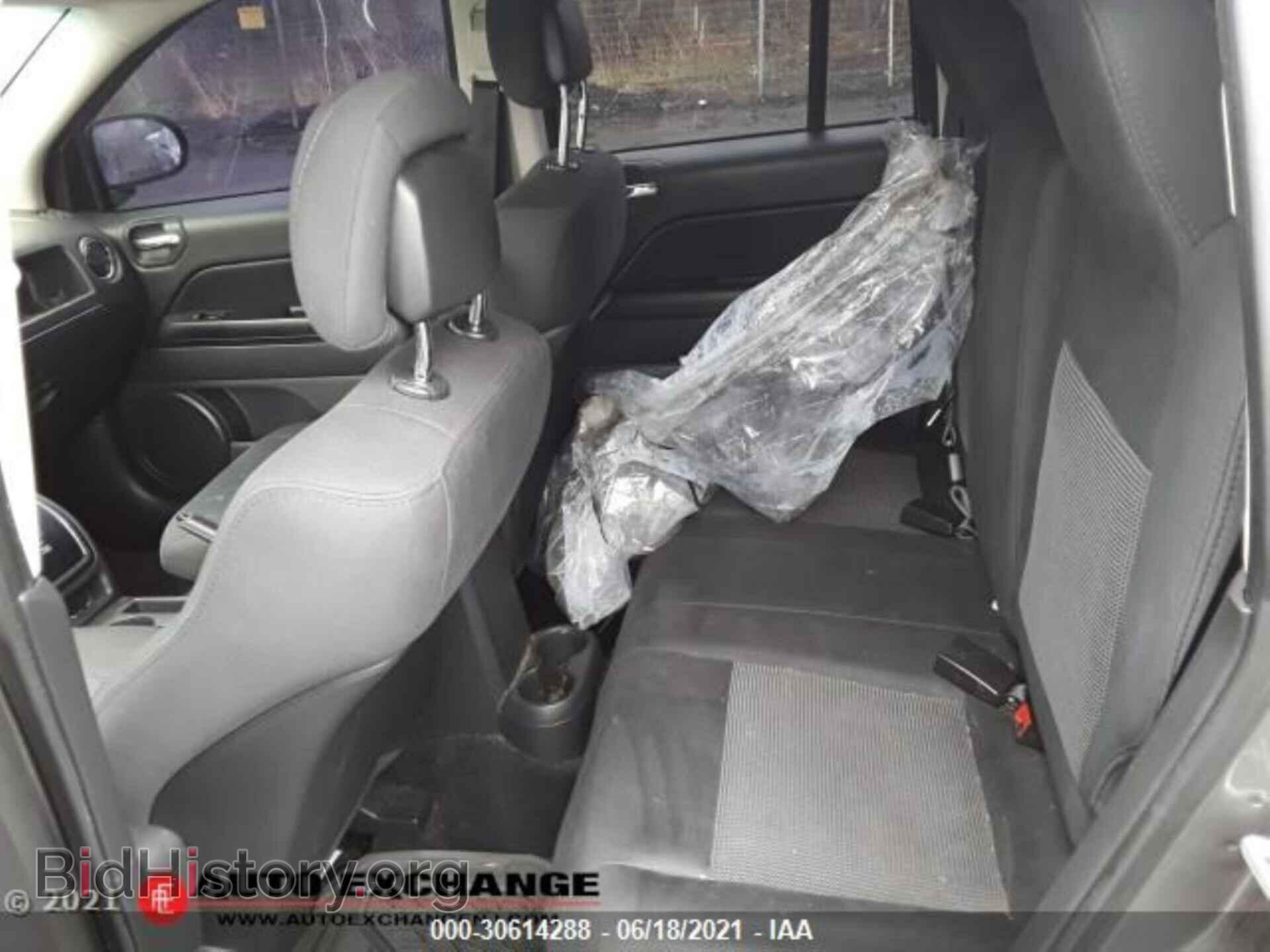 2012 JEEP COMPASS - VIN: 1C4NJDEB1CD650733 - Photo 9