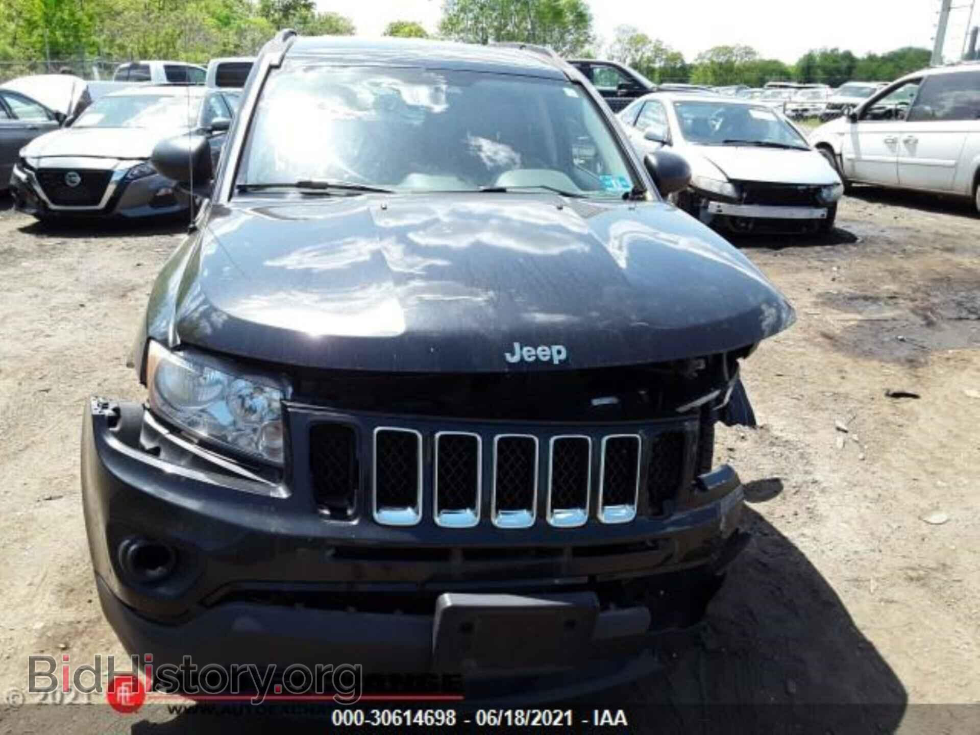 2011 JEEP COMPASS - VIN: 1J4NF1FB8BD158675 - Photo 3