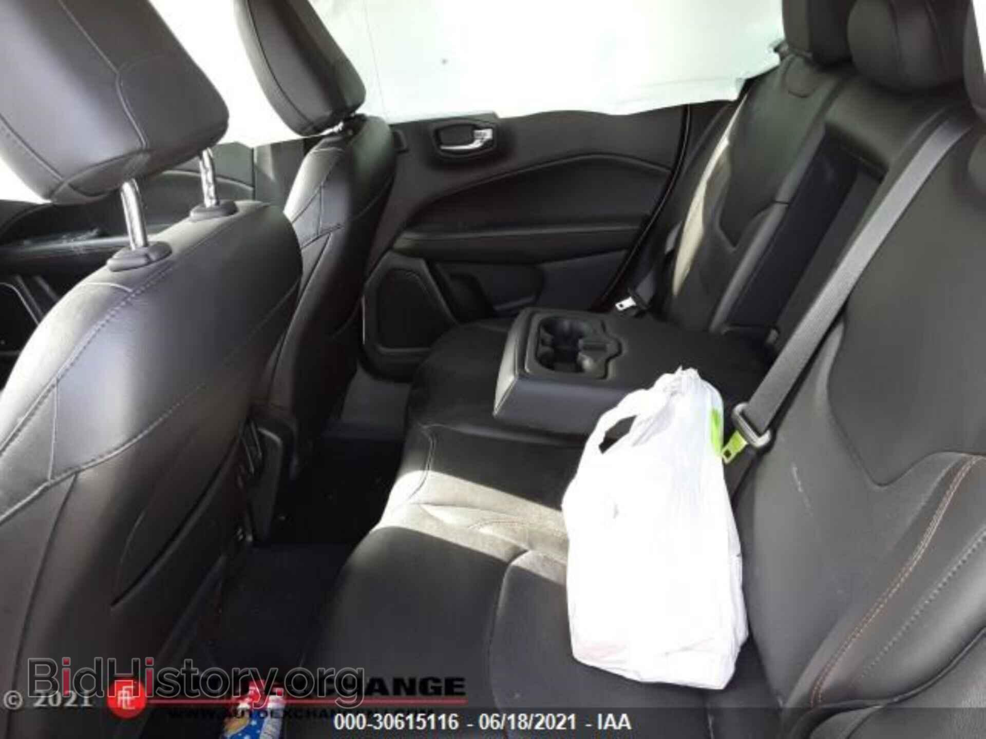 2018 JEEP COMPASS - VIN: 3C4NJDCB5JT319227 - Фото 12