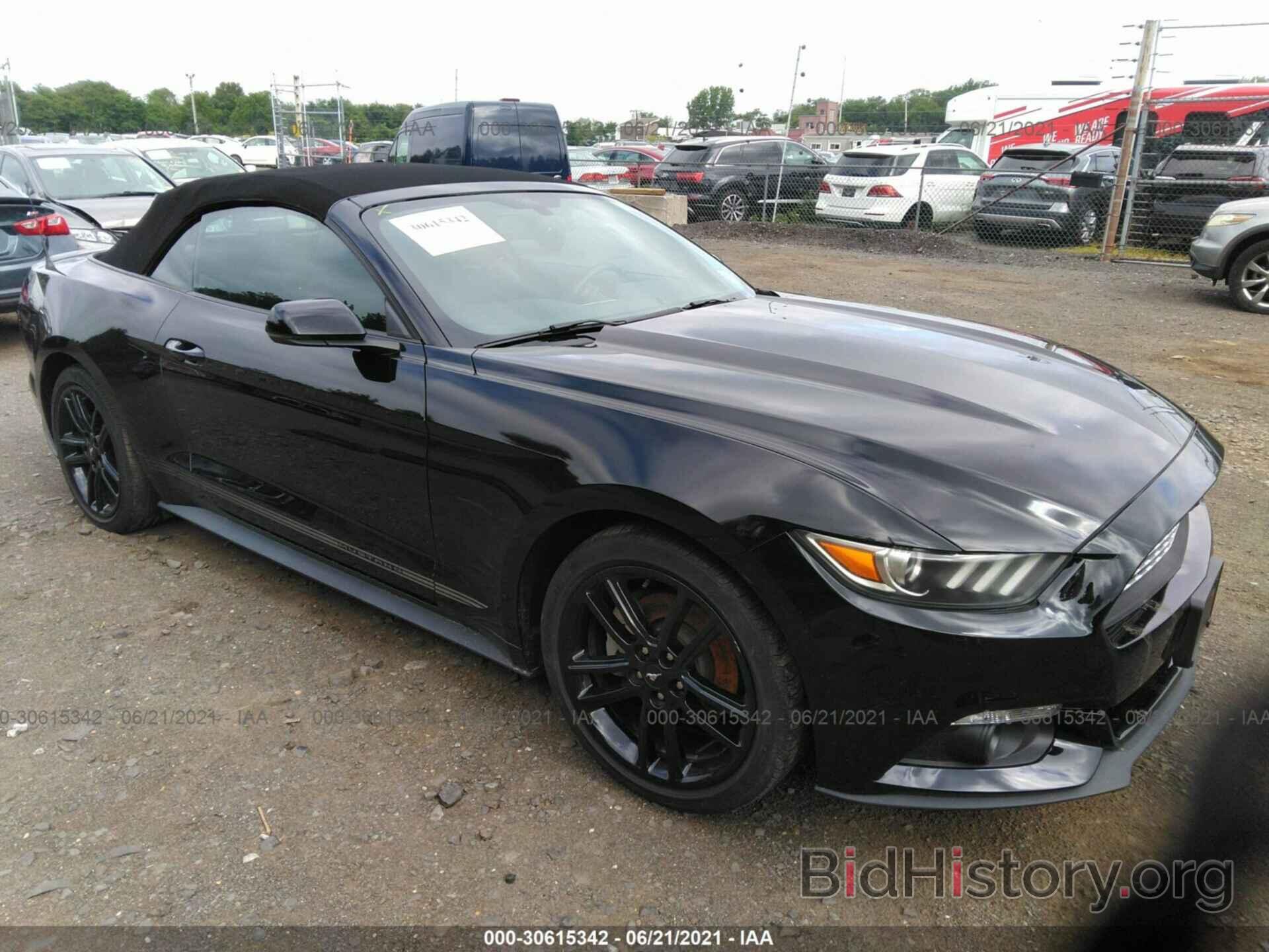 Photo 1FATP8UH1G5331146 - FORD MUSTANG 2016