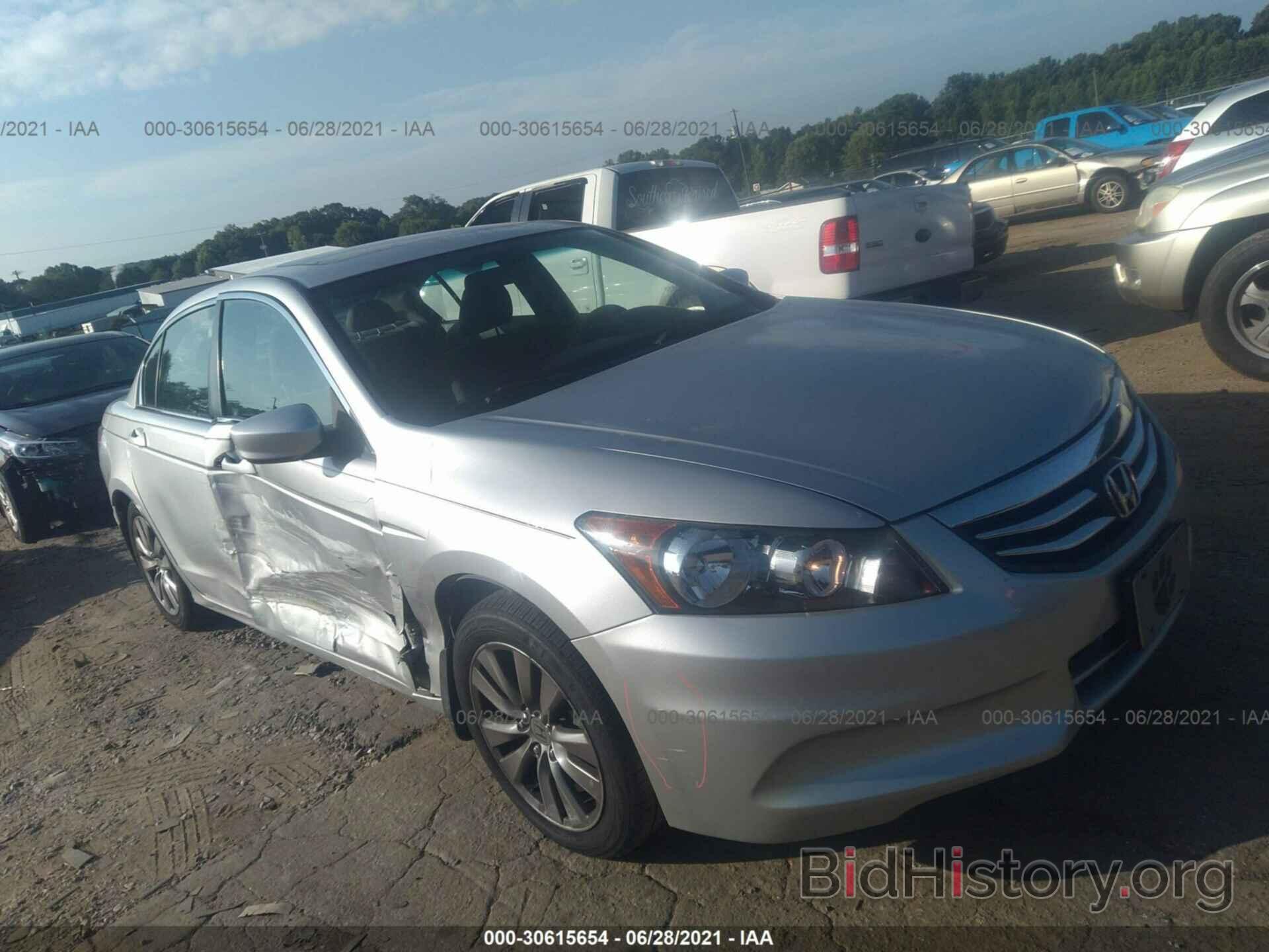 Photo 1HGCP2F78CA029223 - HONDA ACCORD SDN 2012