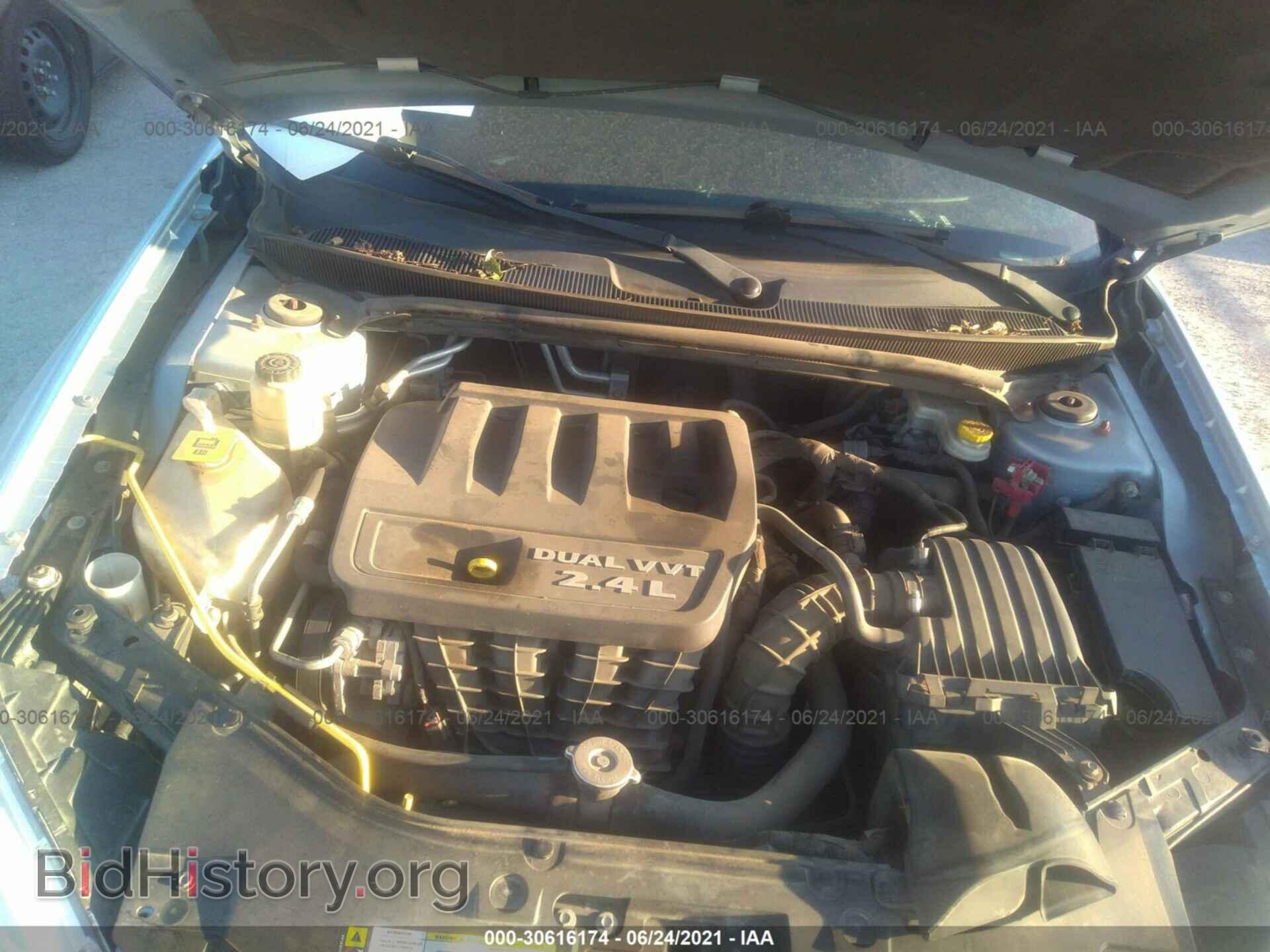2013 CHRYSLER 200 - VIN: 1C3CCBCB7DN721555 - Фото 10