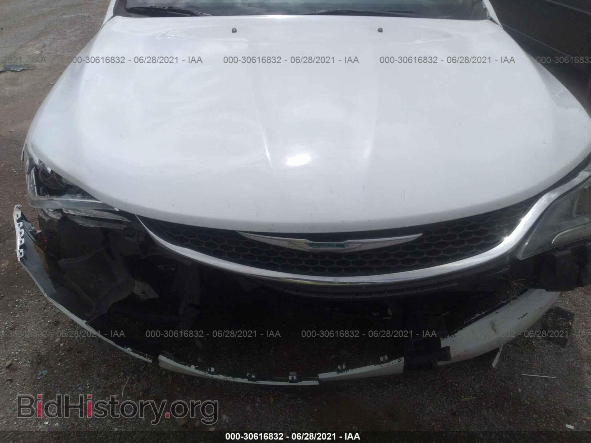 2015 CHRYSLER 200 - VIN: 1C3CCCABXFN664456 - Фото 10