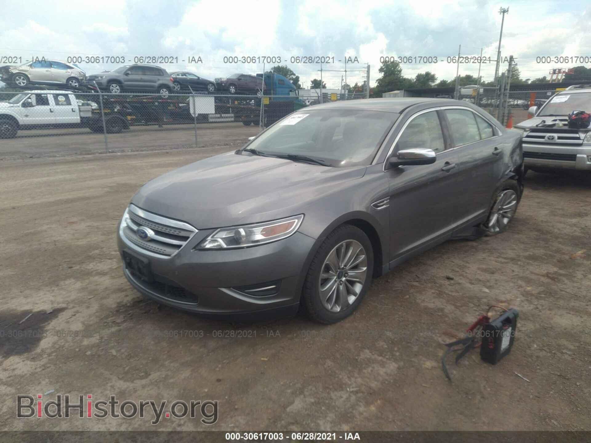 2011 FORD TAURUS - VIN: 1FAHP2FW5BG165726 - Фото 2