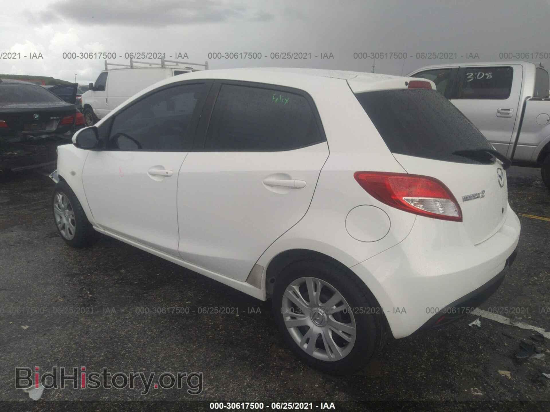 2013 MAZDA MAZDA2 - VIN: JM1DE1KY2D0162763 - Фото 3