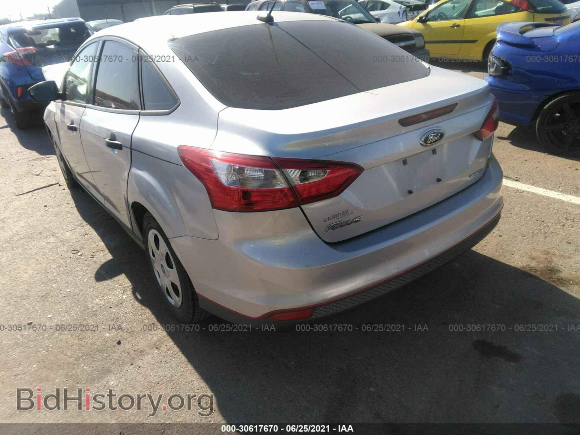 2014 FORD FOCUS - VIN: 1FADP3E28EL370634 - Фото 3