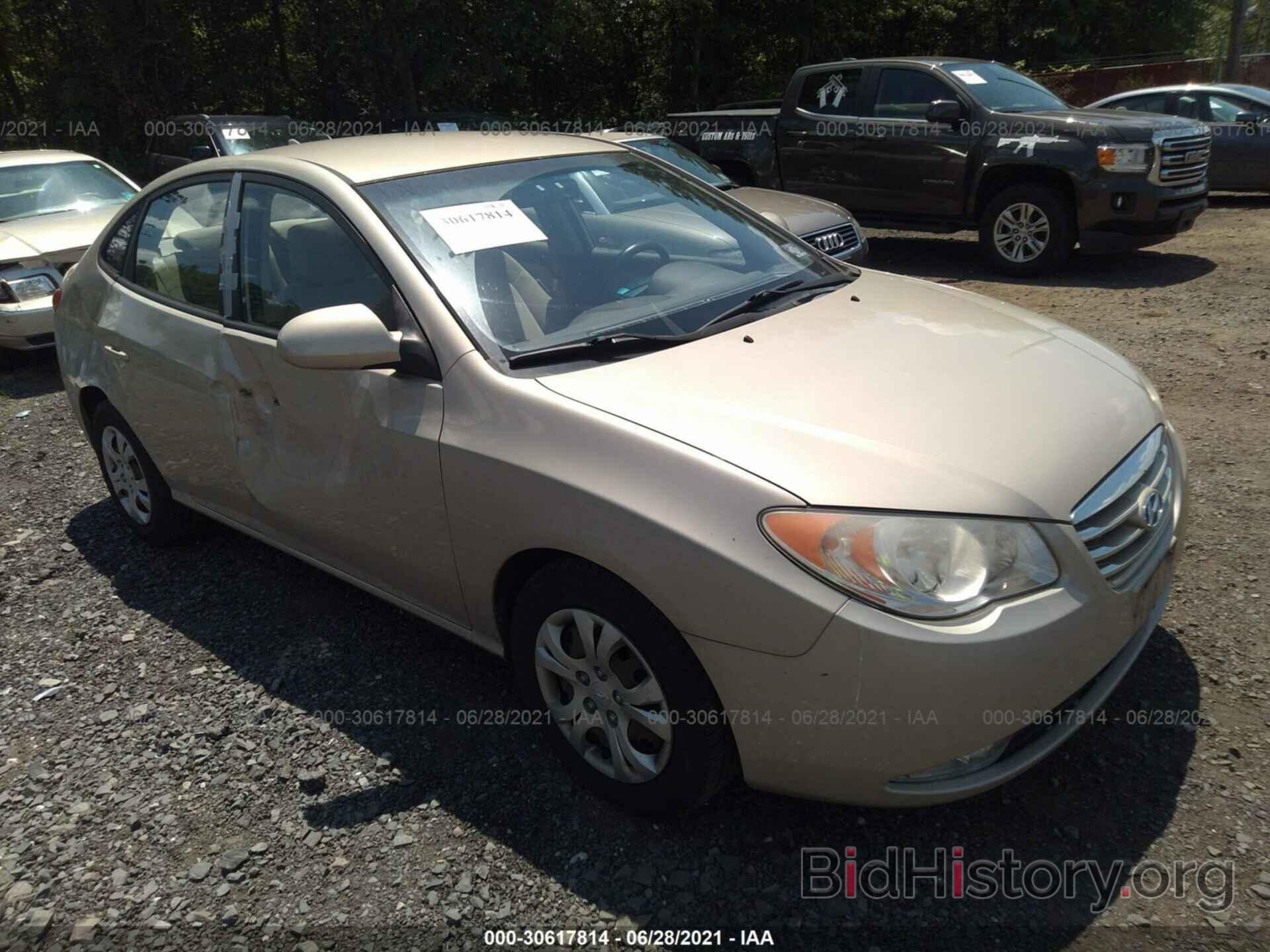 Photo KMHDU4AD4AU159155 - HYUNDAI ELANTRA 2010