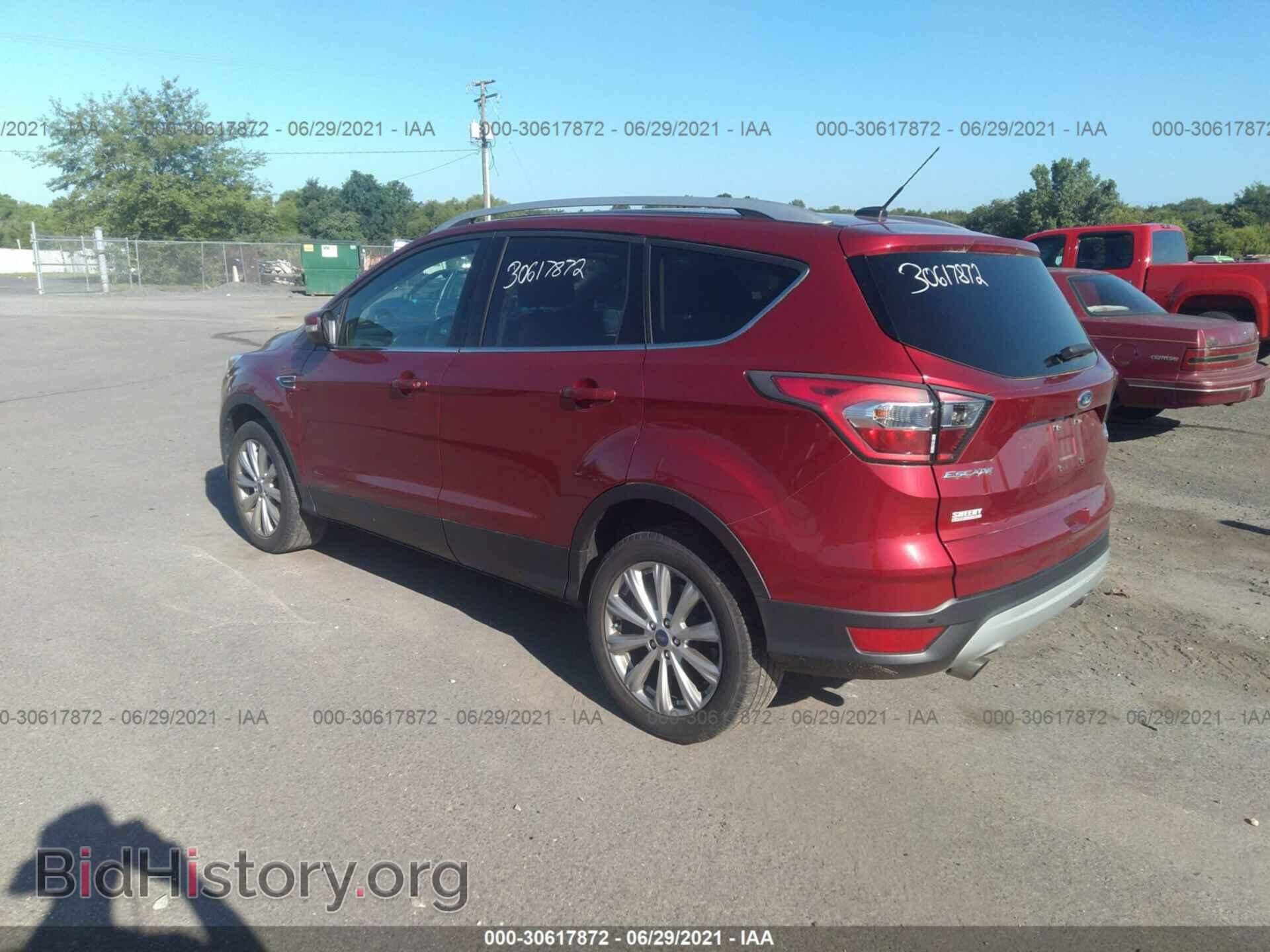 2017 FORD ESCAPE - VIN: 1FMCU9J93HUB22774 - Фото 3