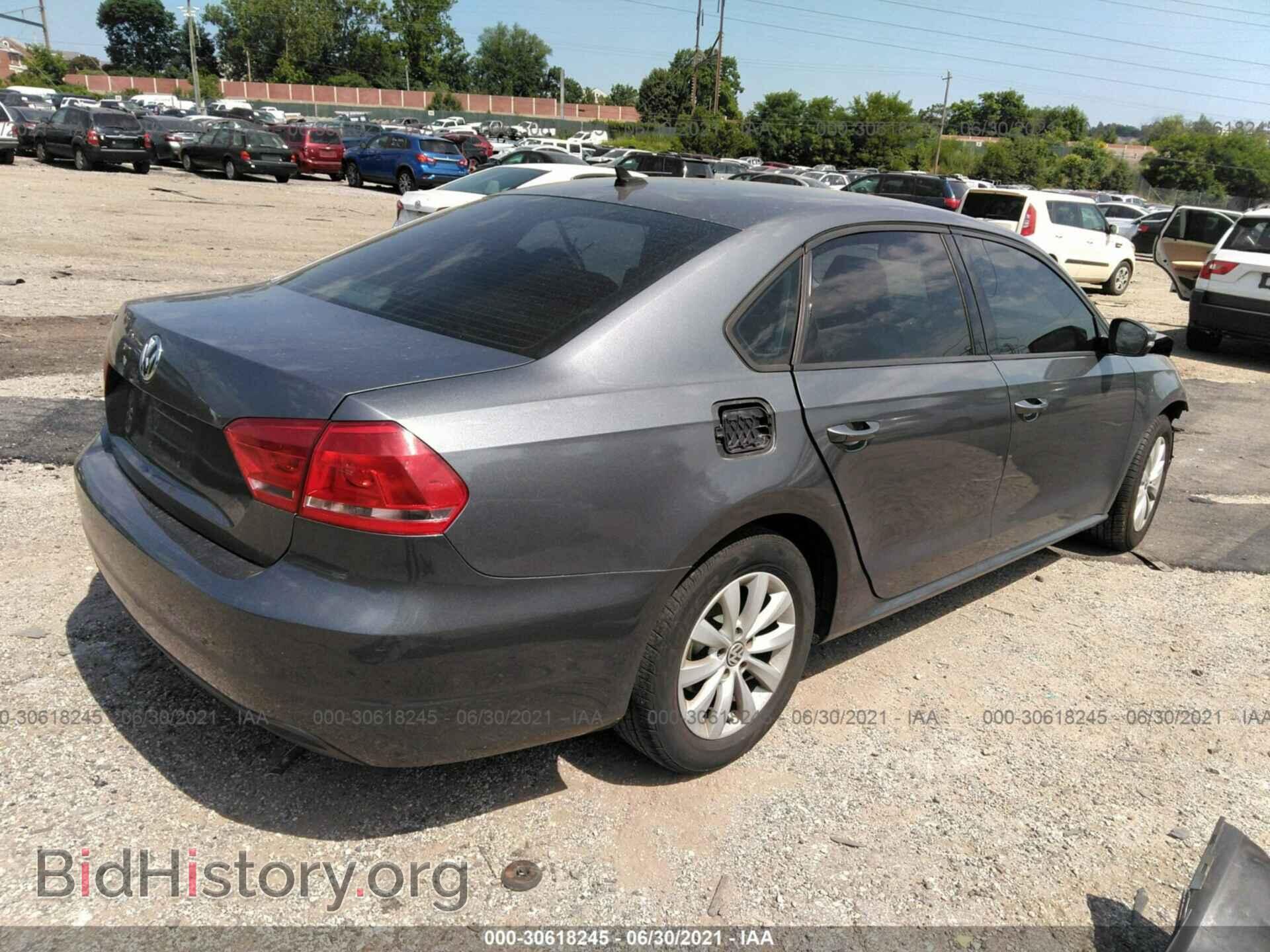 2014 VOLKSWAGEN PASSAT - VIN: 1VWAP7A34EC007778 - Photo 4