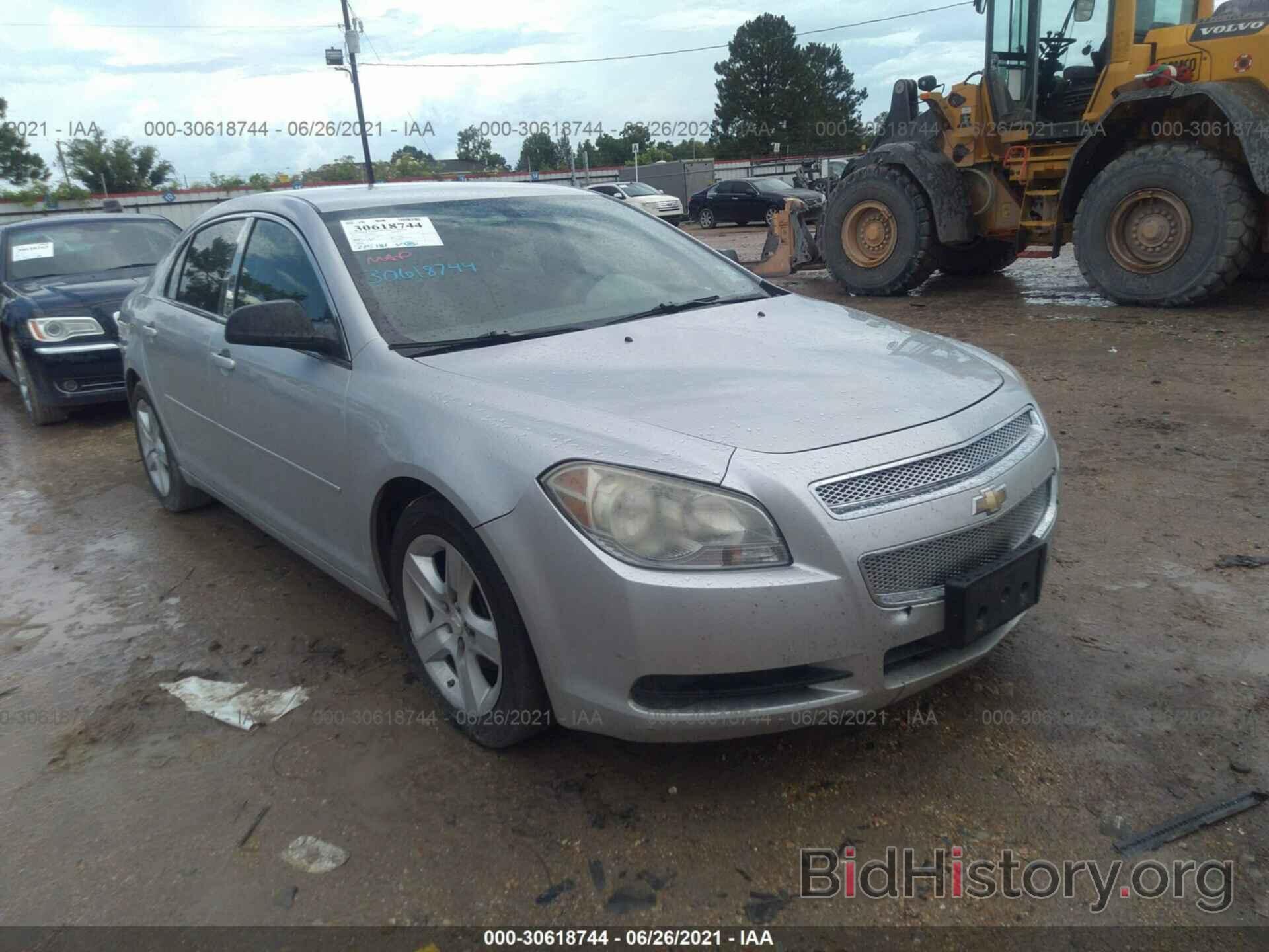 Photo 1G1ZA5E06AF243085 - CHEVROLET MALIBU 2010