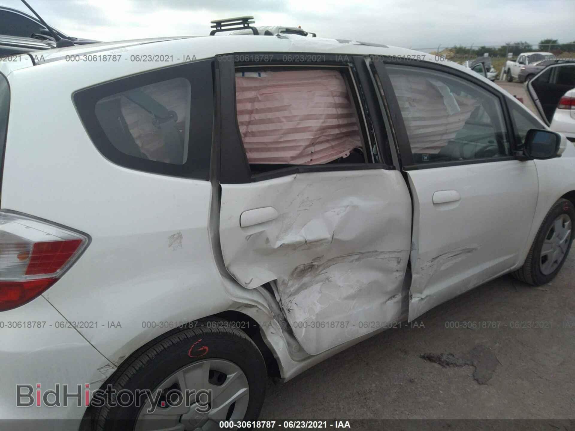 2013 HONDA FIT - VIN: JHMGE8H35DC080461 - Фото 6