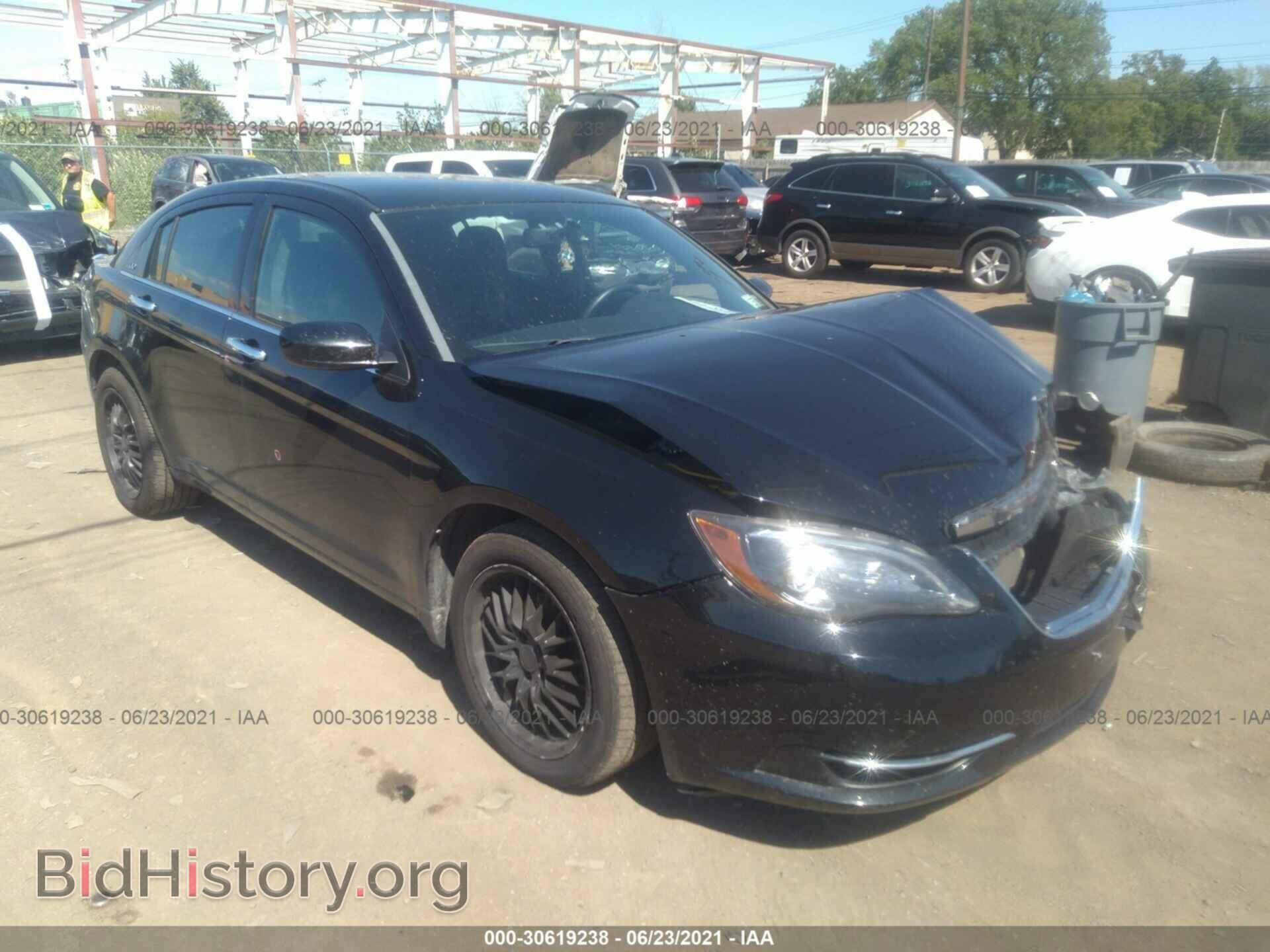 Фотография 1C3CCBAG8DN766082 - CHRYSLER 200 2013