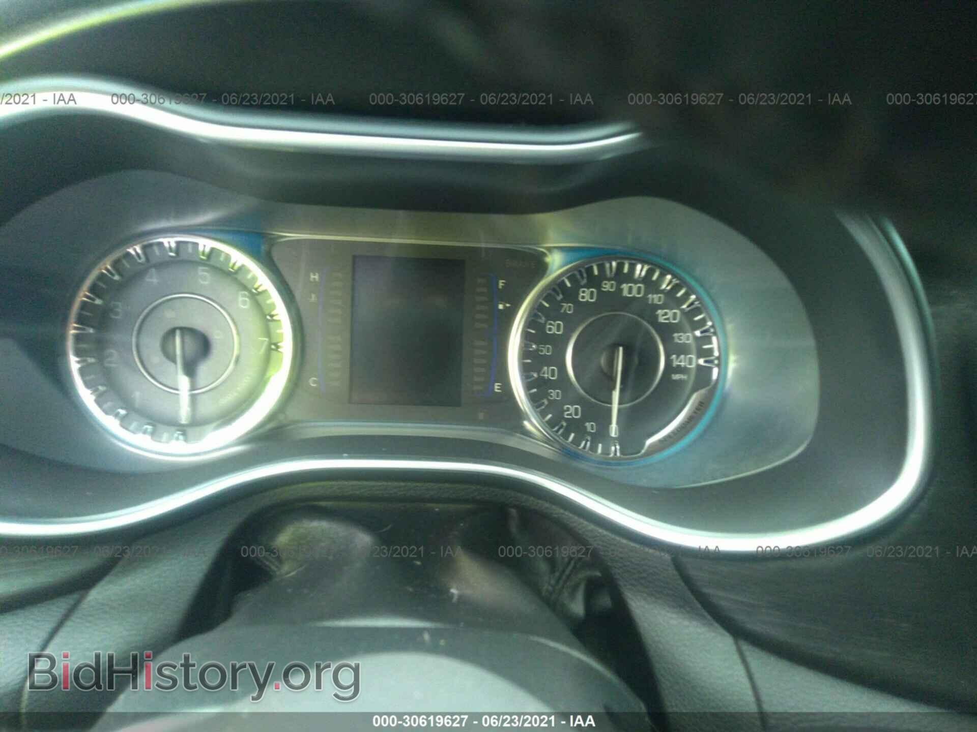 2015 CHRYSLER 200 - VIN: 1C3CCCAB1FN714984 - Фото 7
