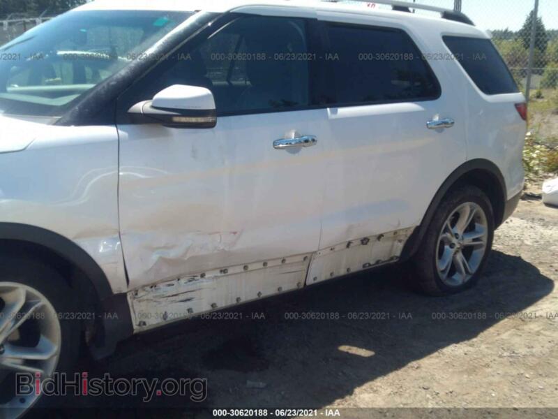 2011 Ford EXPLORER (VIN 1FMHK8F8XBGA62052) — фото 6 из 11