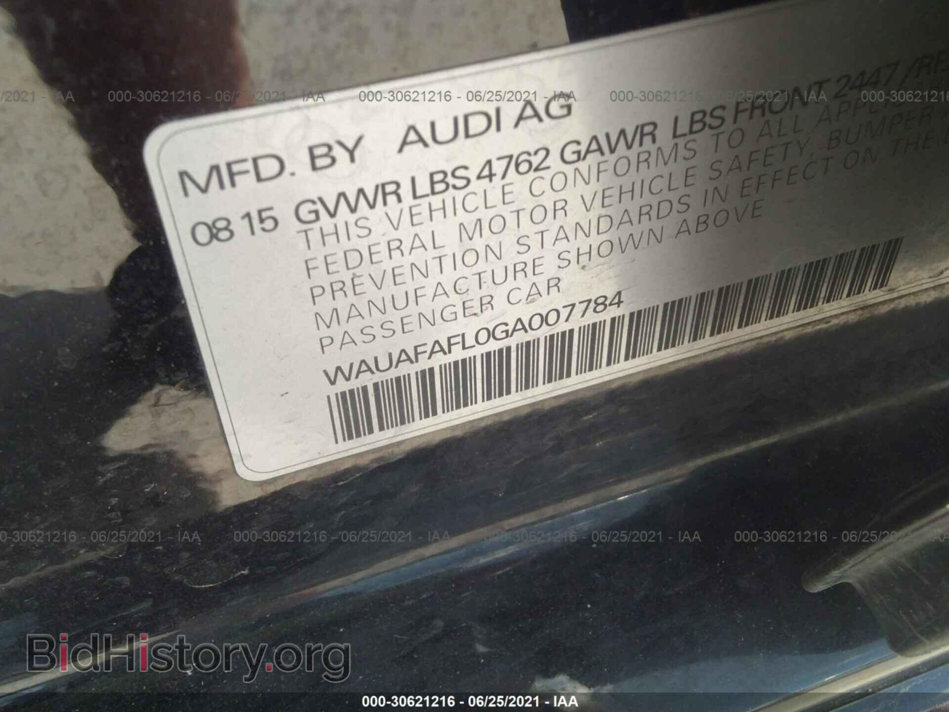 2016 AUDI A4 - VIN: WAUAFAFL0GA007784 - Photo 9