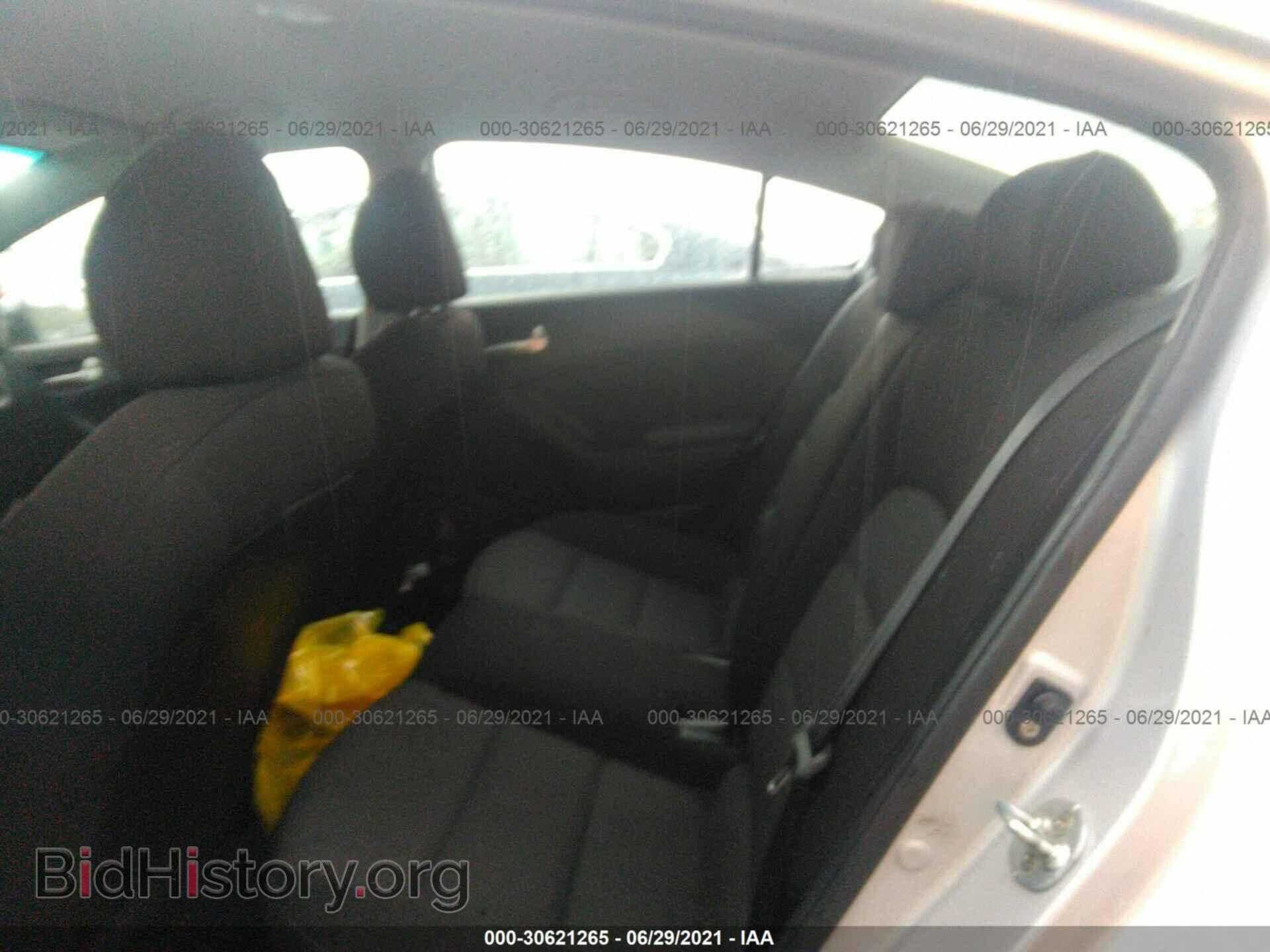 2017 KIA FORTE - VIN: 3KPFK4A71HE097980 - Фото 8