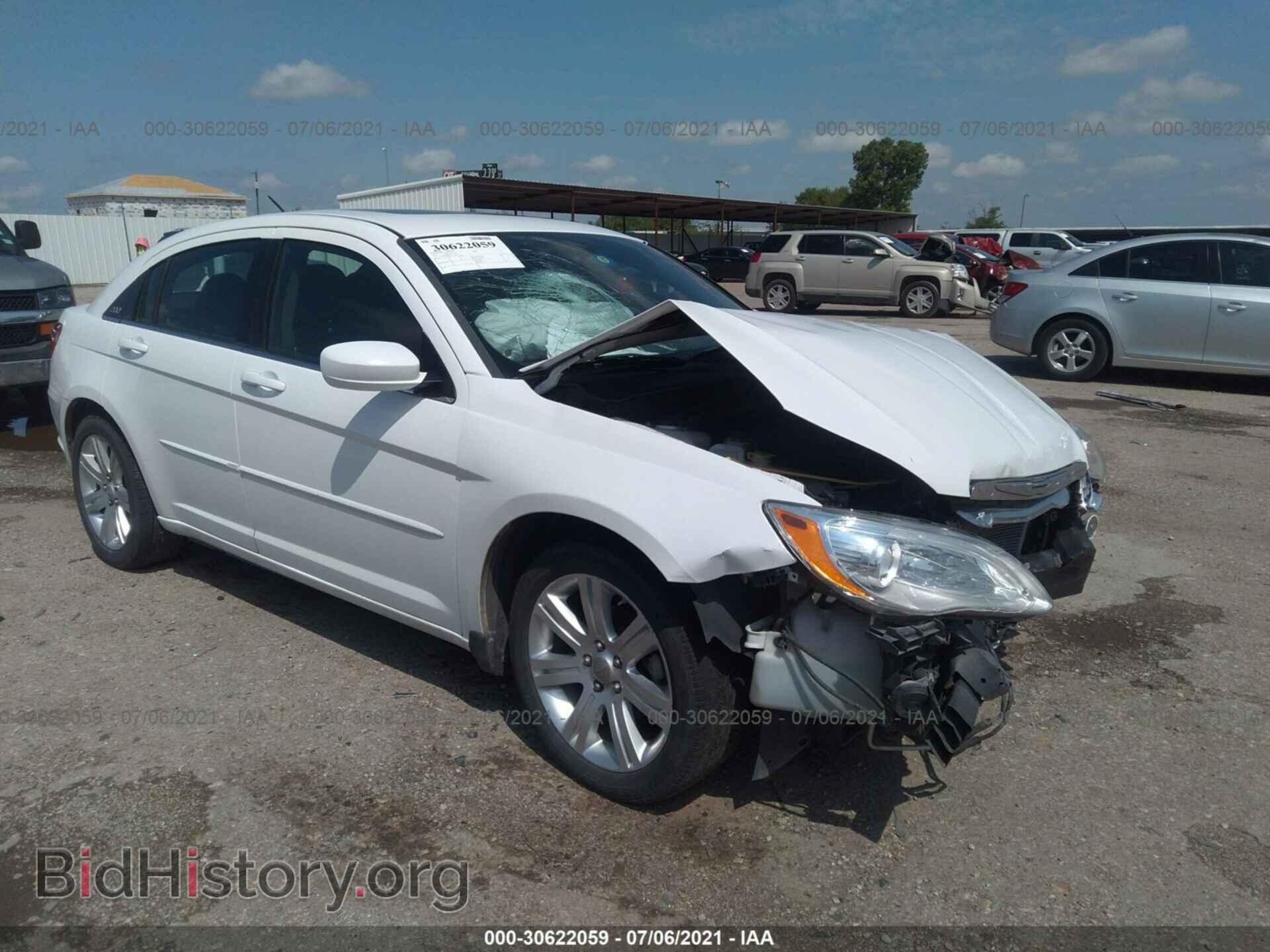 Photo 1C3CCBBB8EN214201 - CHRYSLER 200 2014