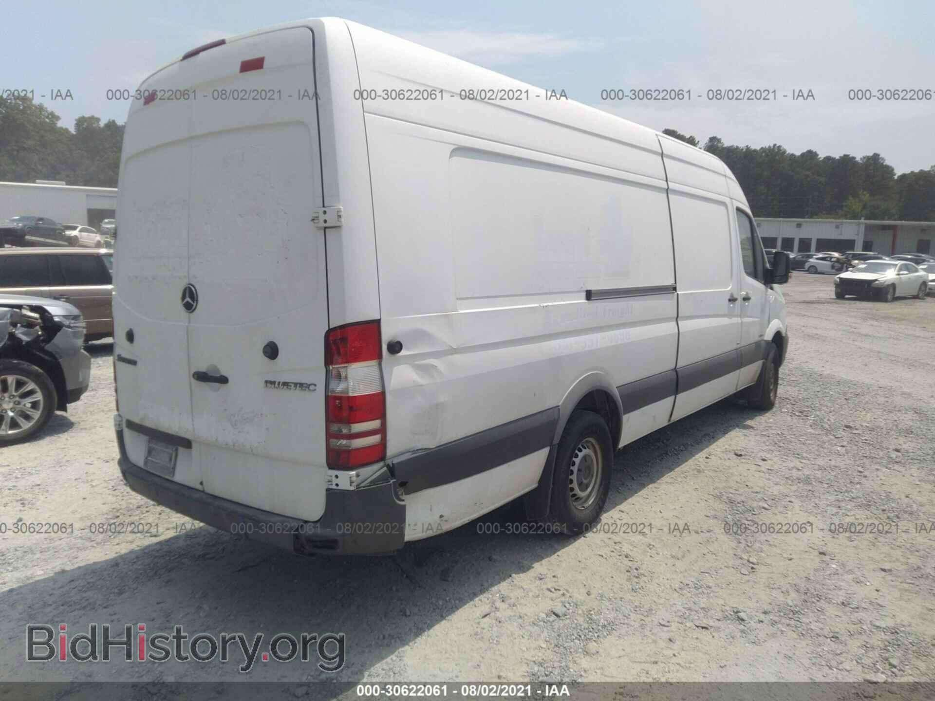 2015 MERCEDES-BENZ SPRINTER CARGO VANS - VIN: WD3PE8CC3FP114735 - Фото 4