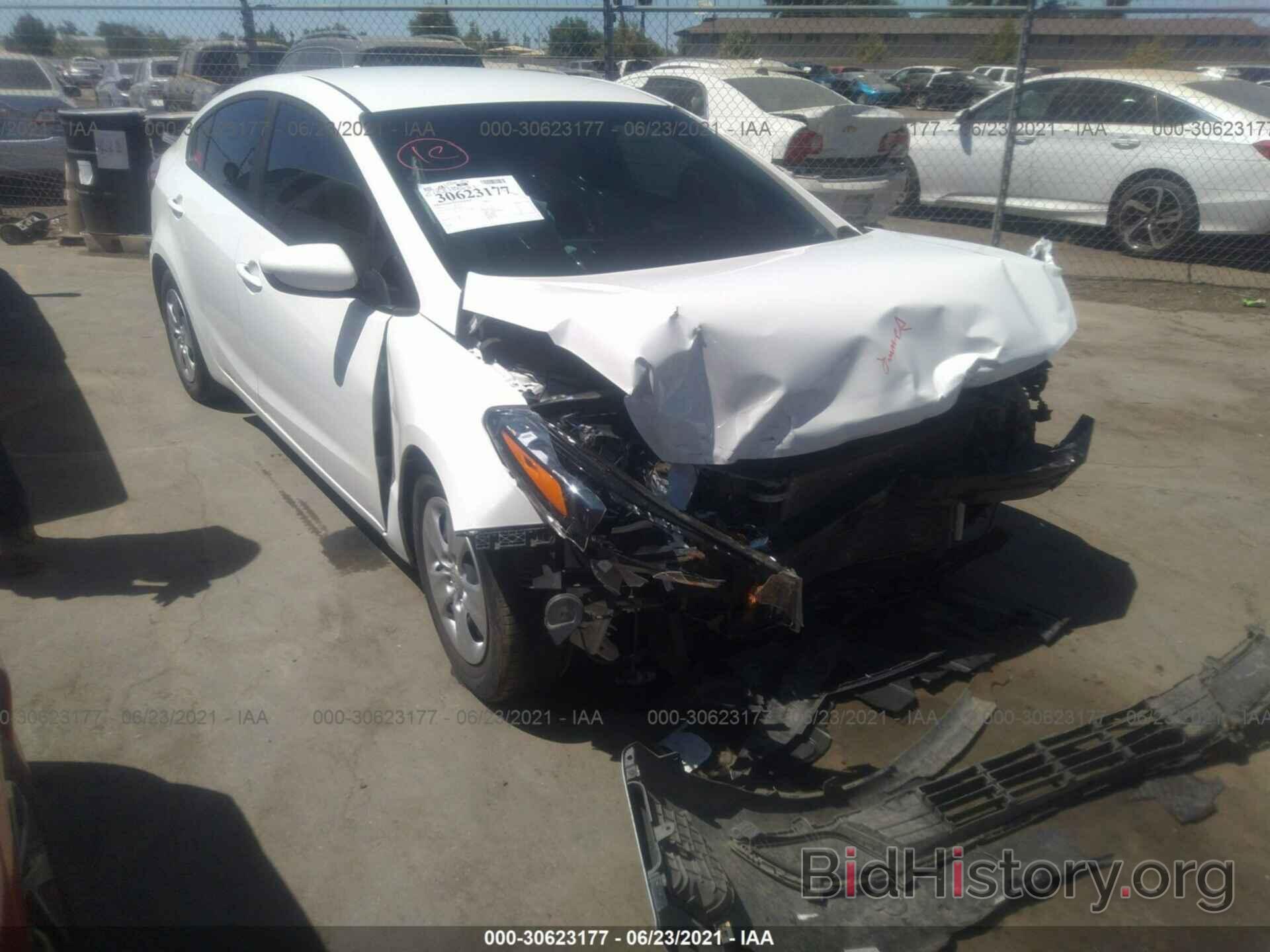 Photo 3KPFK4A76JE167432 - KIA FORTE 2018