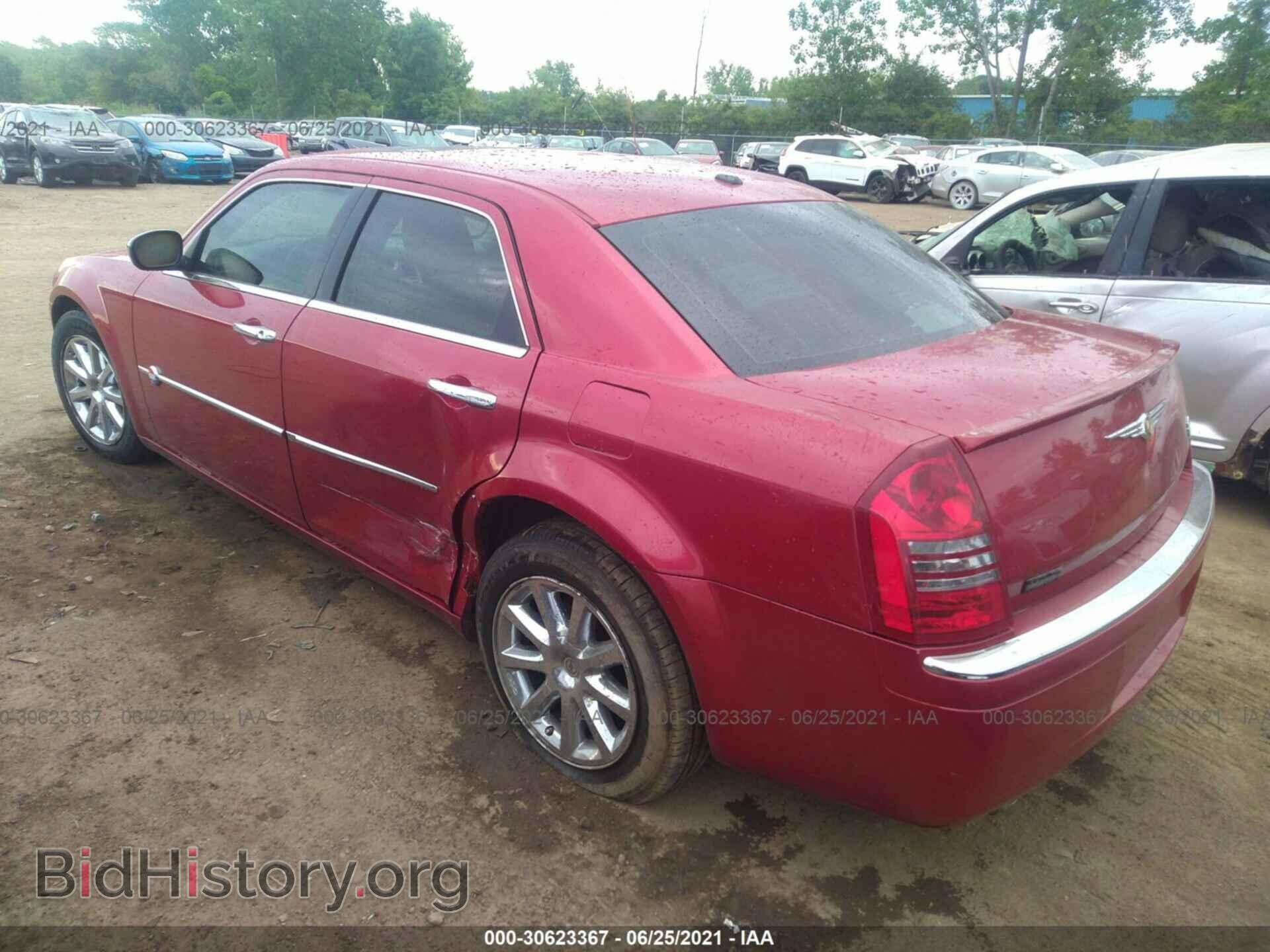 2006 CHRYSLER 300 - VIN: 2C3KA63H06H450248 - Фото 3