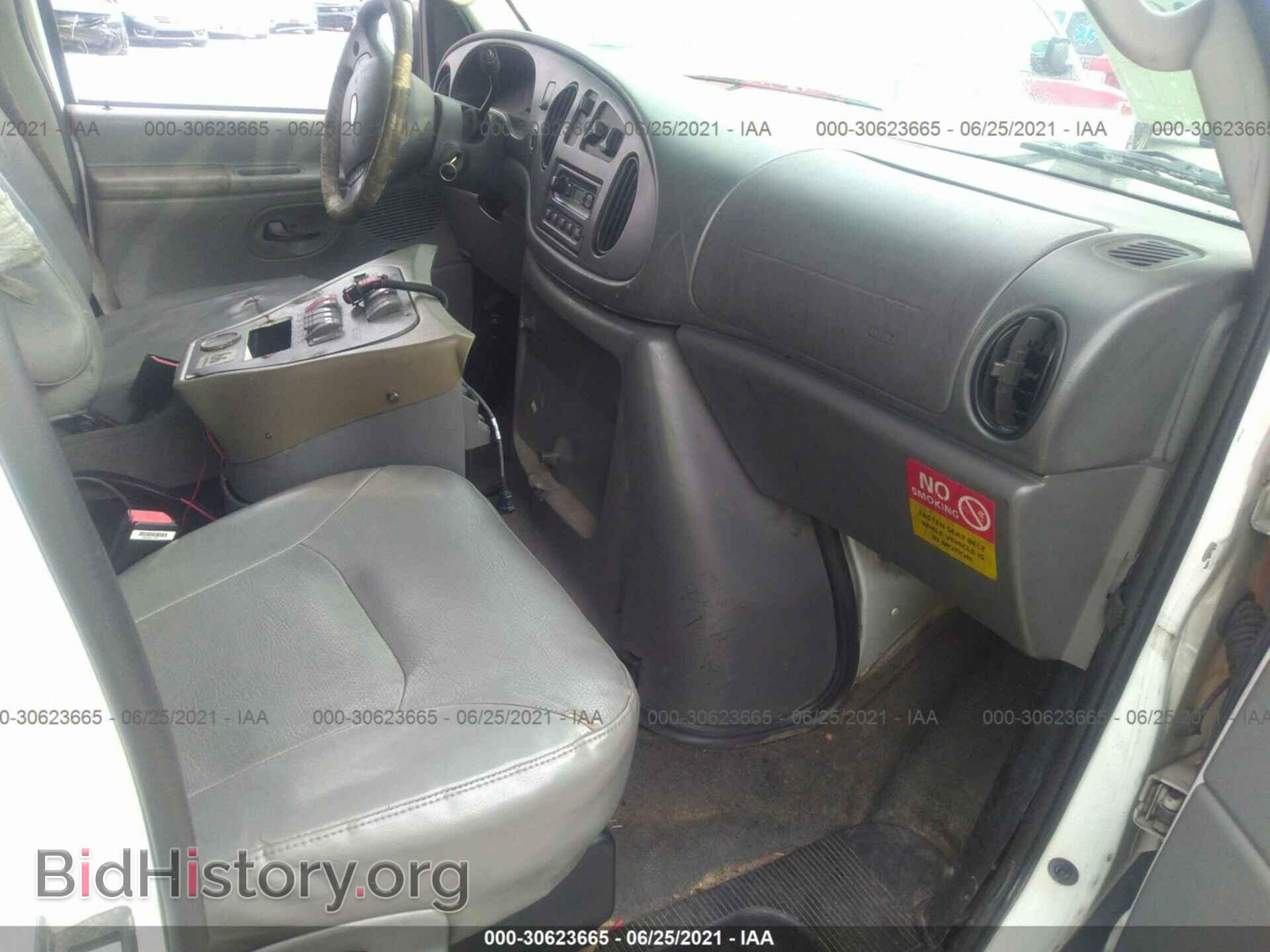 2006 FORD ECONOLINE CARGO VAN - VIN: 1FDSS34P96DA44183 - Photo 5