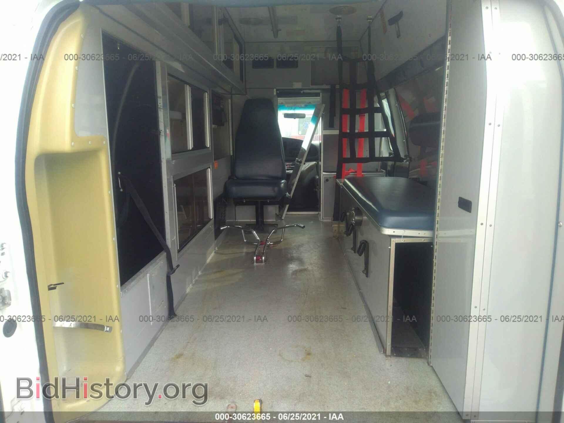 2006 FORD ECONOLINE CARGO VAN - VIN: 1FDSS34P96DA44183 - Photo 8